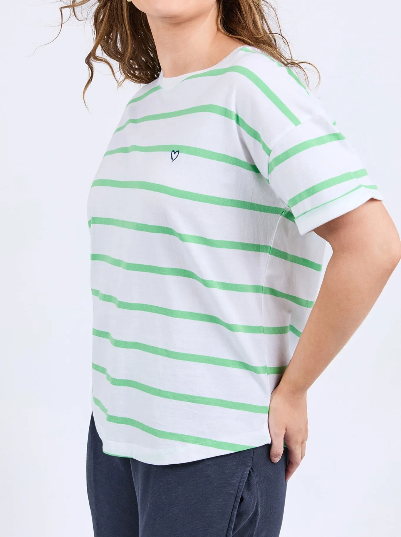 ELM HALLI SHORT SLEEVE TEE sold by Yeltuor product image thumbnail 2
