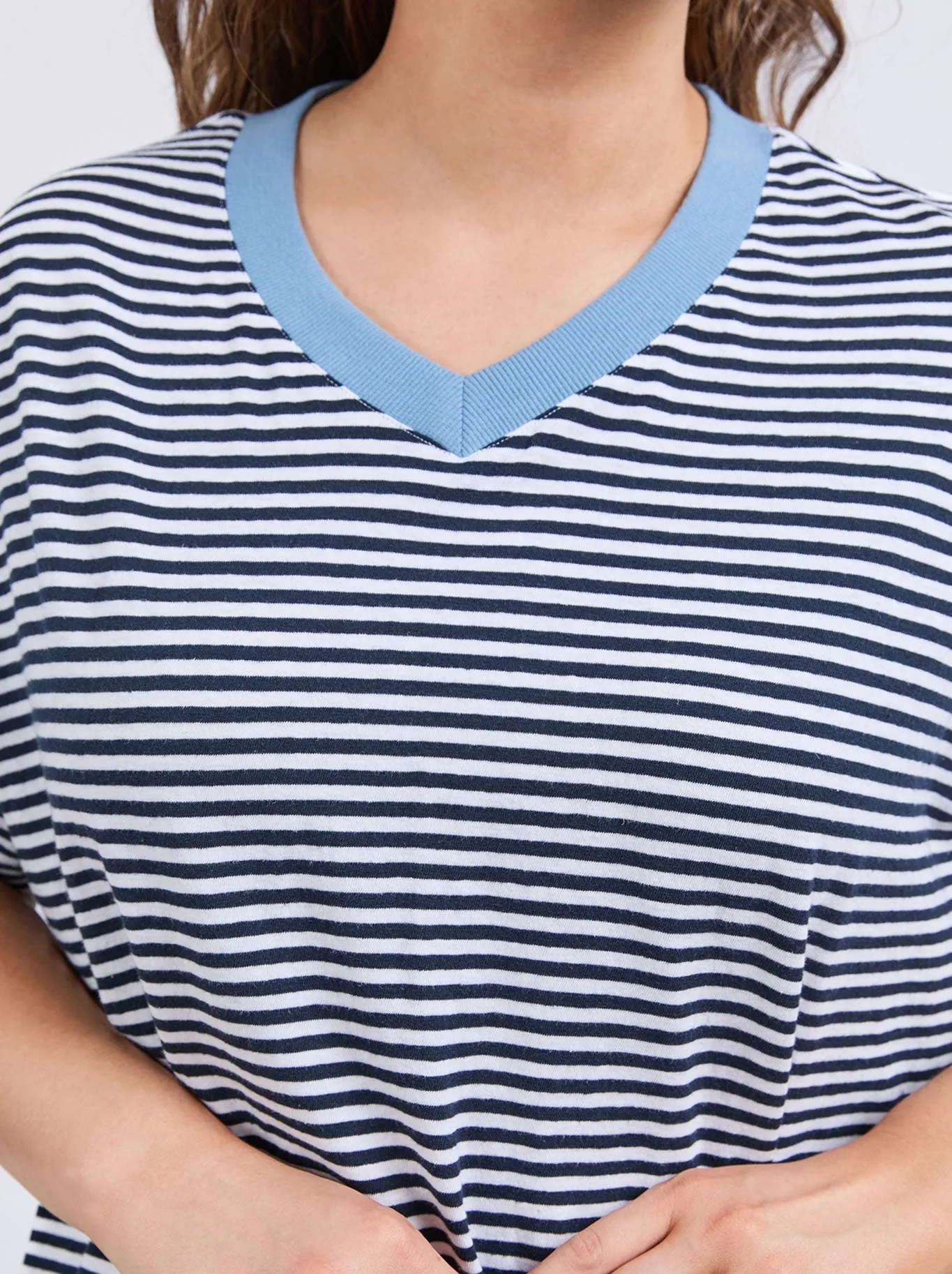 ELM LIV VEE TEE sold by Yeltuor product image thumbnail 3