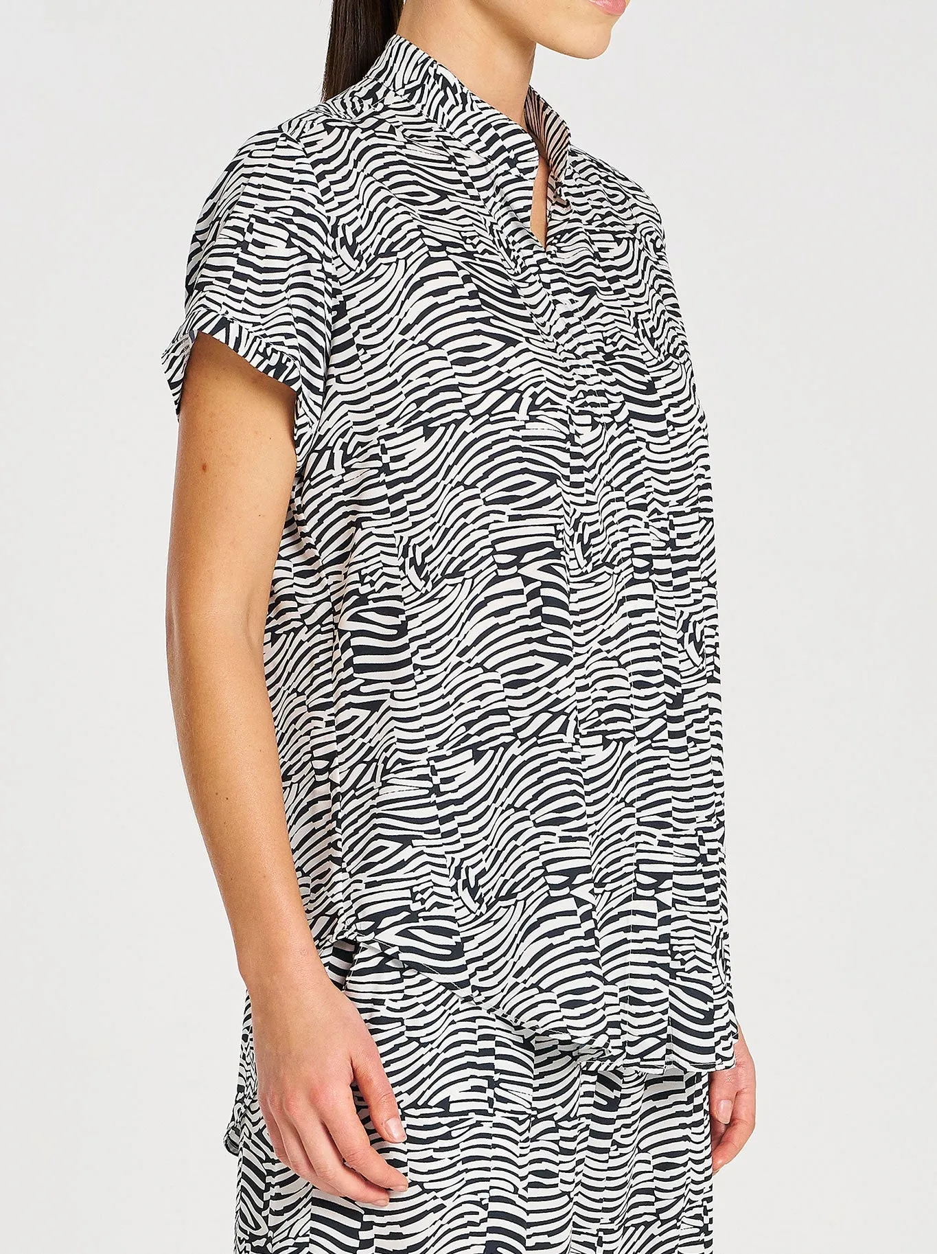 MELA PURDIE SOFT STAND SHIRT sold by Yeltuor product image thumbnail 2