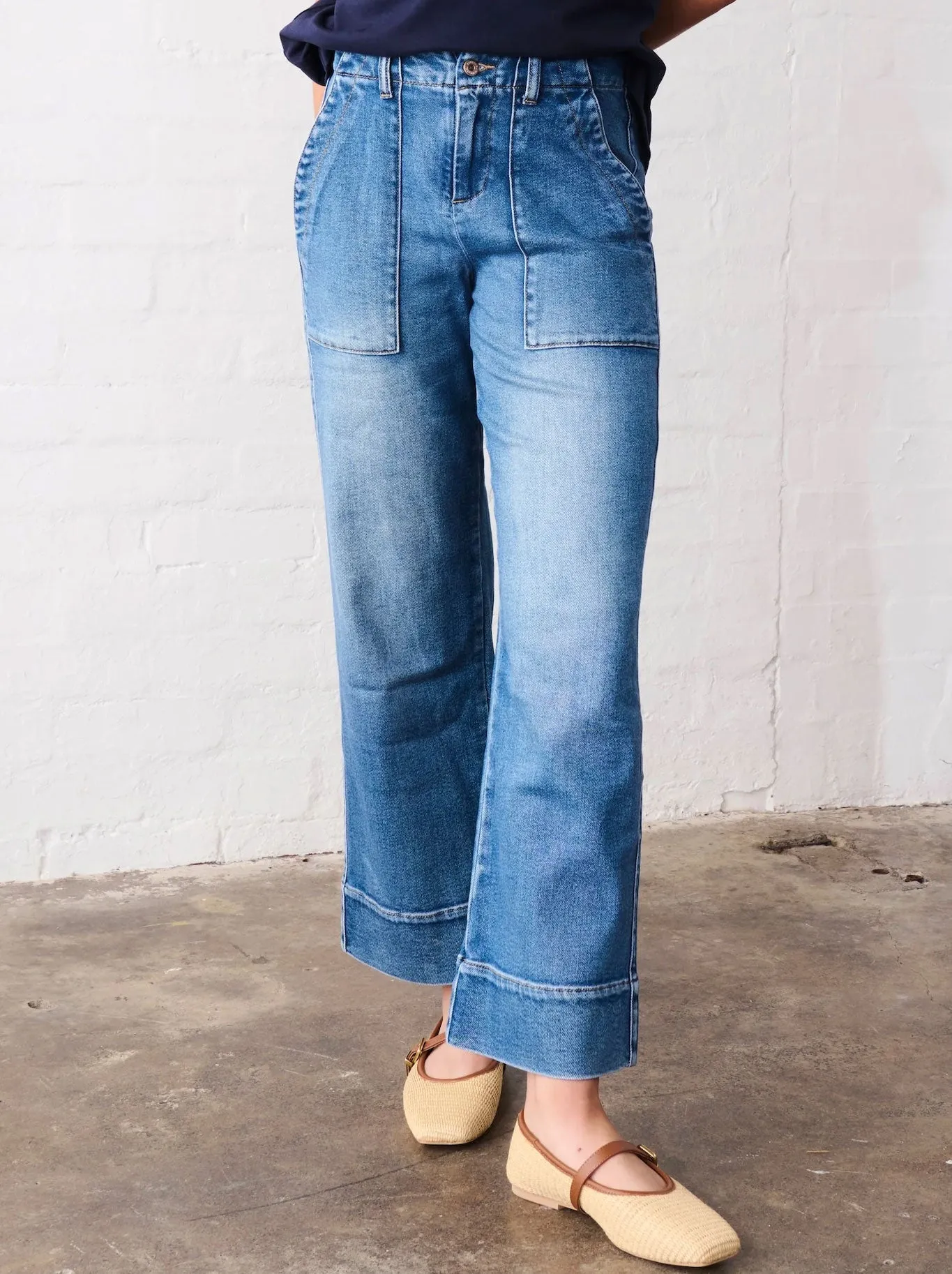 KIREINA CELESTE PANT sold by Yeltuor