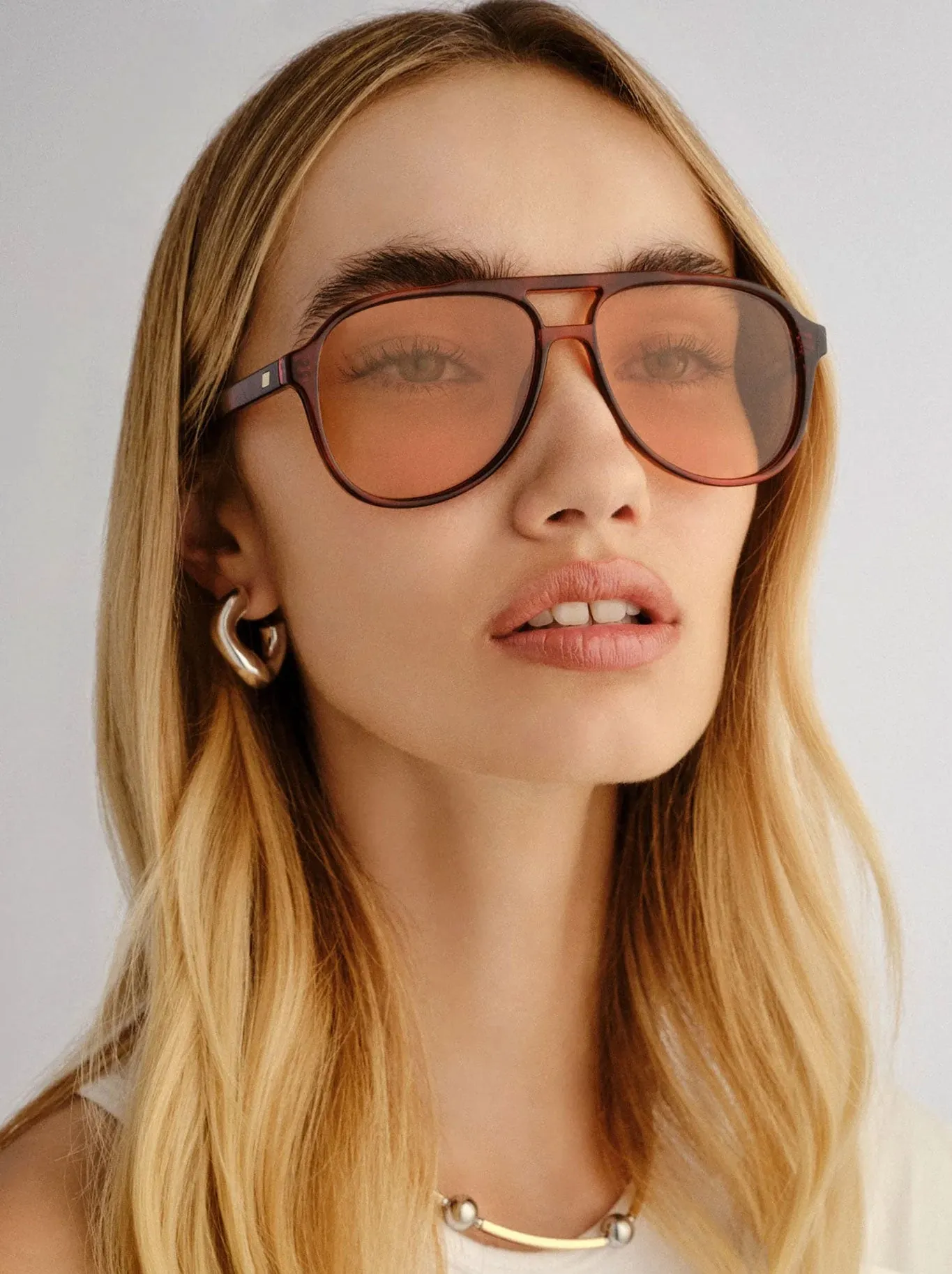 LE SPECS TRAGIC MAGIC SUNGLASSES sold by Yeltuor product image thumbnail 2