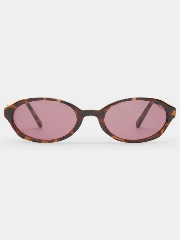 LE SPECS LUNITA SUNGLASSES sold by Yeltuor