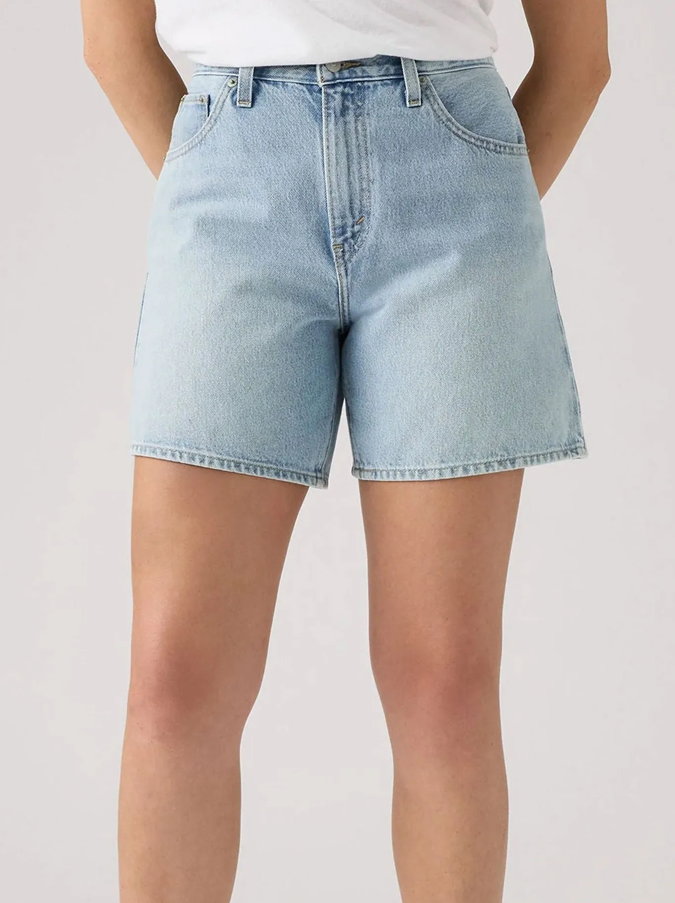 LEVI'S HIGH RISE BAGGY SHORTS sold by Yeltuor
