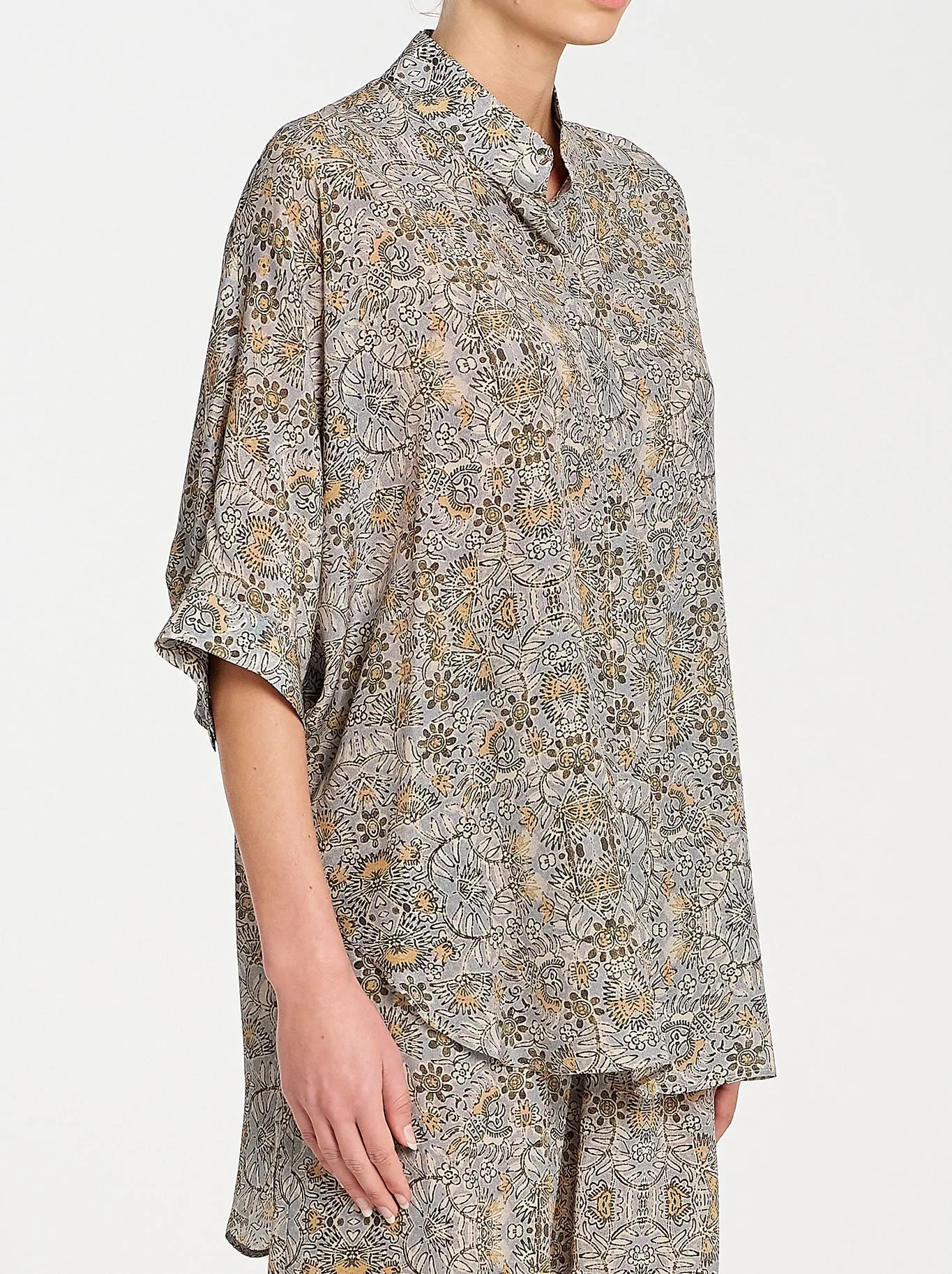 MELA PURDIE VILLA OVERSHIRT sold by Yeltuor product image thumbnail 2