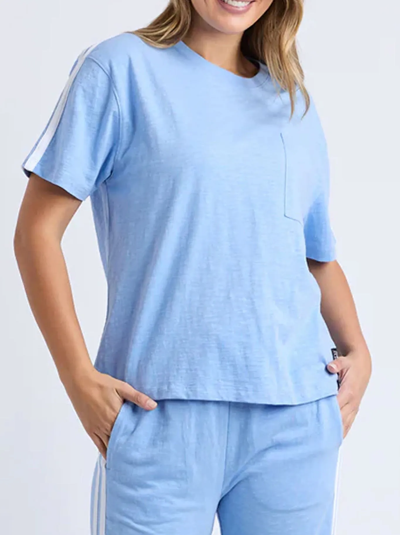 FOXWOOD POWER TEE sold by Yeltuor