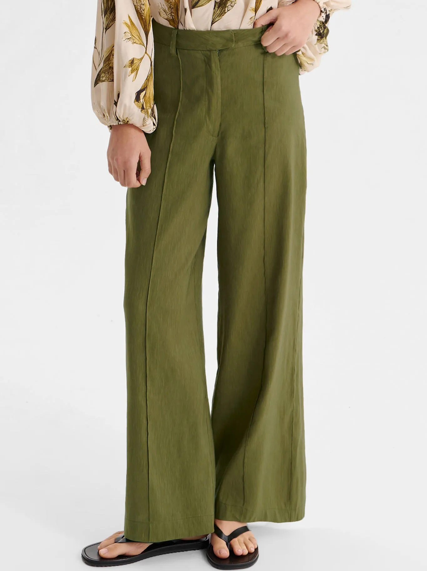 MORRISON VICTORIA PIN TUCK PANT sold by Yeltuor