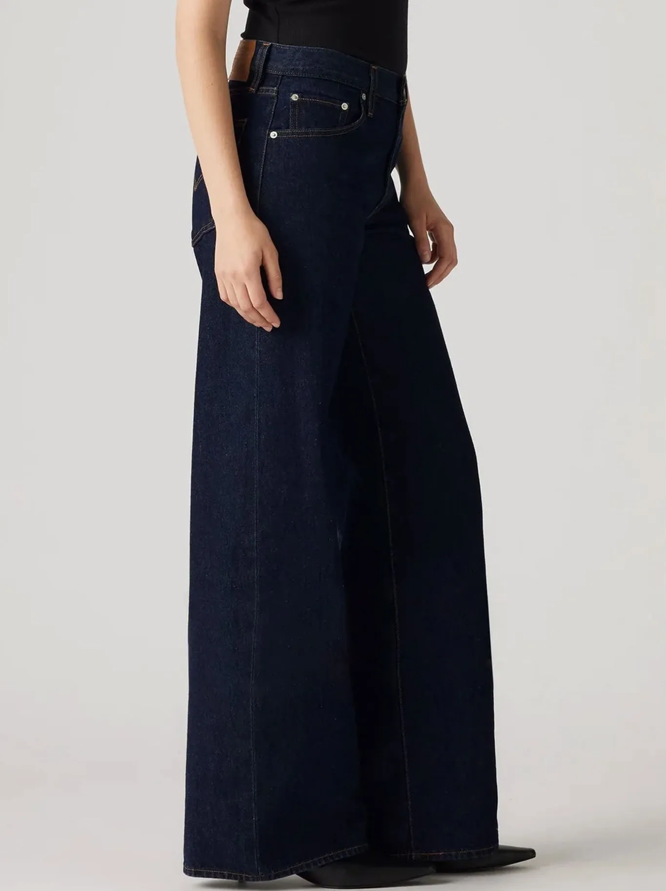 LEVI'S XL STRAIGHT JEAN sold by Yeltuor product image thumbnail 3