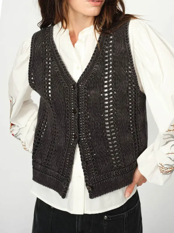 MOS MOSH ALBANJU KNIT LACE VEST made by Yeltuor