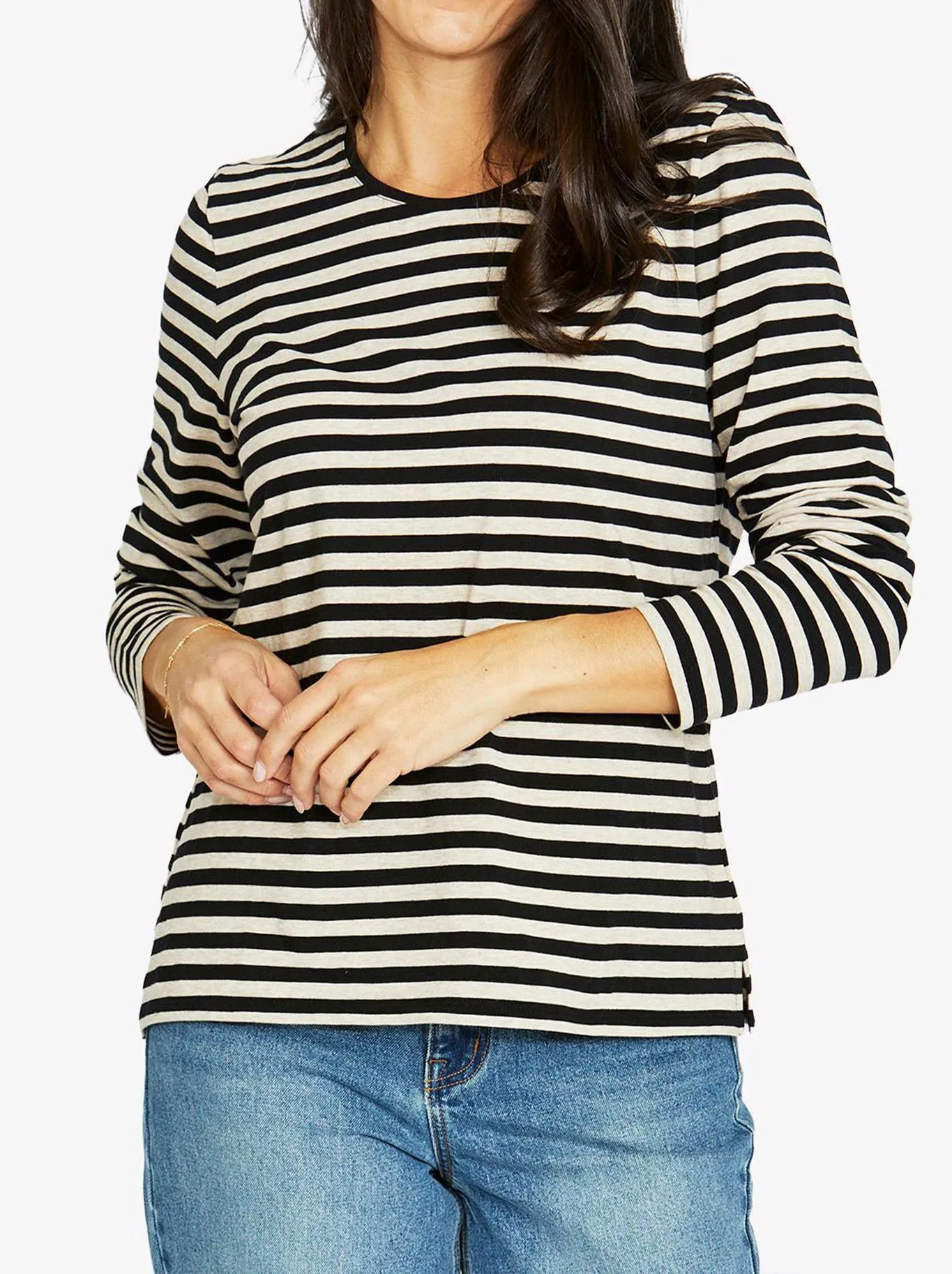 JUMP STRIPE CREW LONG SLEEVE TEE sold by Yeltuor