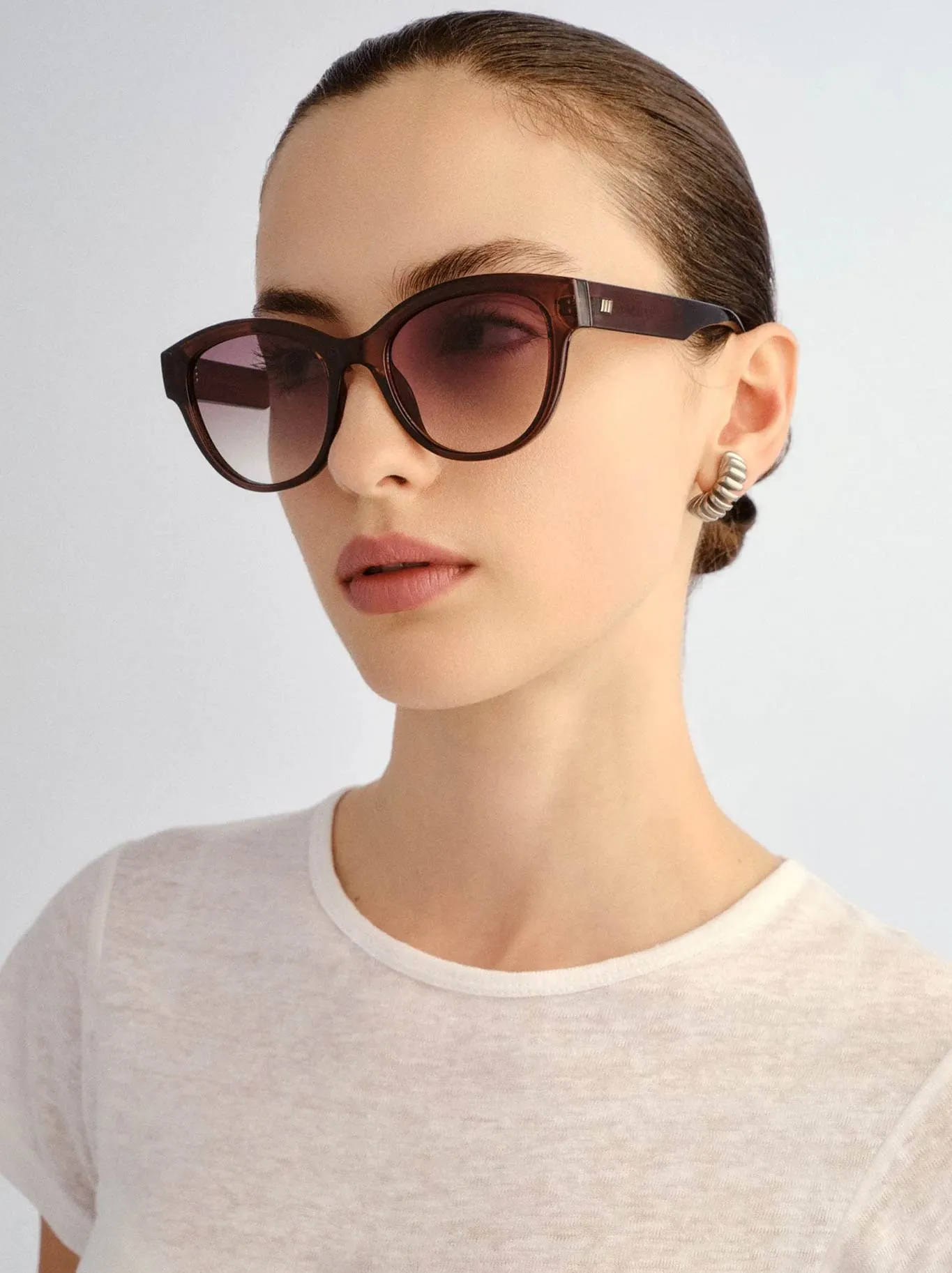 LE SPECS MAJESTIC SUNGLASSES sold by Yeltuor product image thumbnail 2