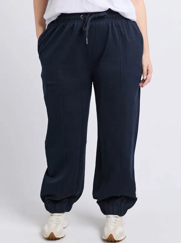 ELM AUBREY TRACKPANT made by Elm Lifestyle