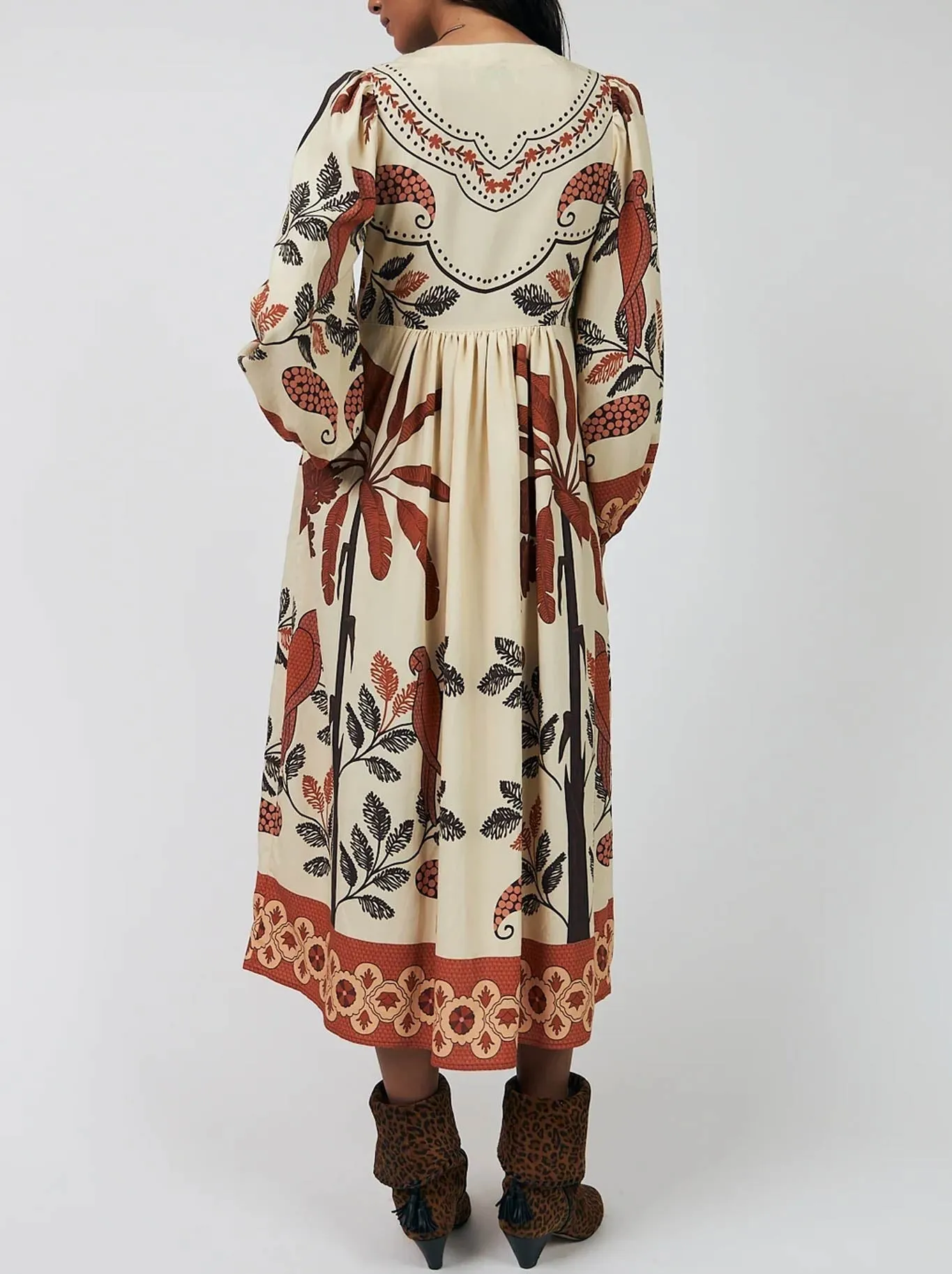 LOLLY'S LAUNDRY SARAI DRESS sold by Yeltuor product image thumbnail 4