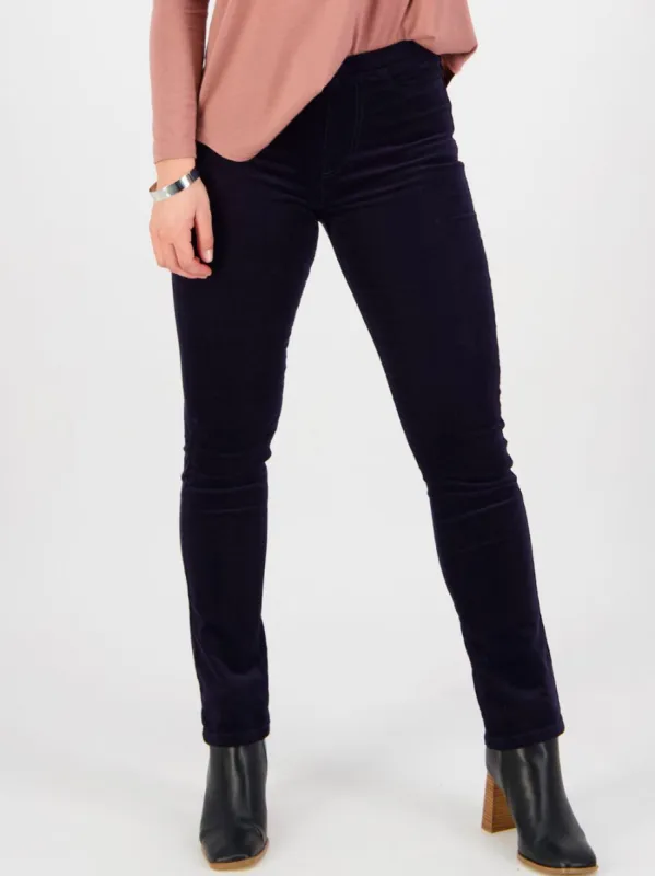 VASSALLI SLIM LEG CORD PULL ON PANT sold by Yeltuor