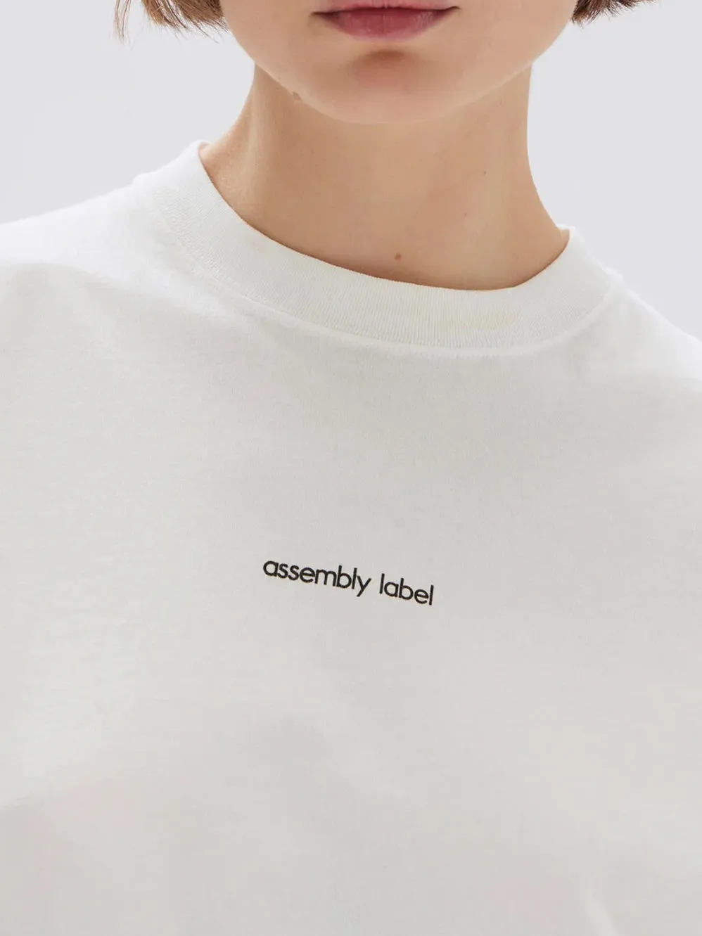 ASSEMBLY LABEL EXHIBITED PRINT SHORT SLEEVE TEE sold by Yeltuor product image thumbnail 2