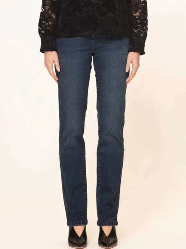 VERGE EVA JEAN sold by Yeltuor