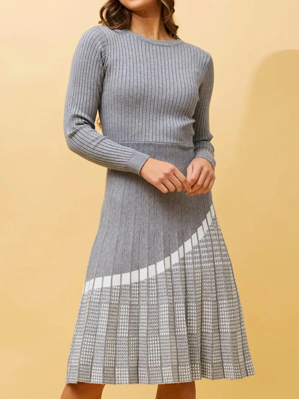 CAROLINE K MORGAN LONG SLEEVE KNIT DRESS sold by Yeltuor