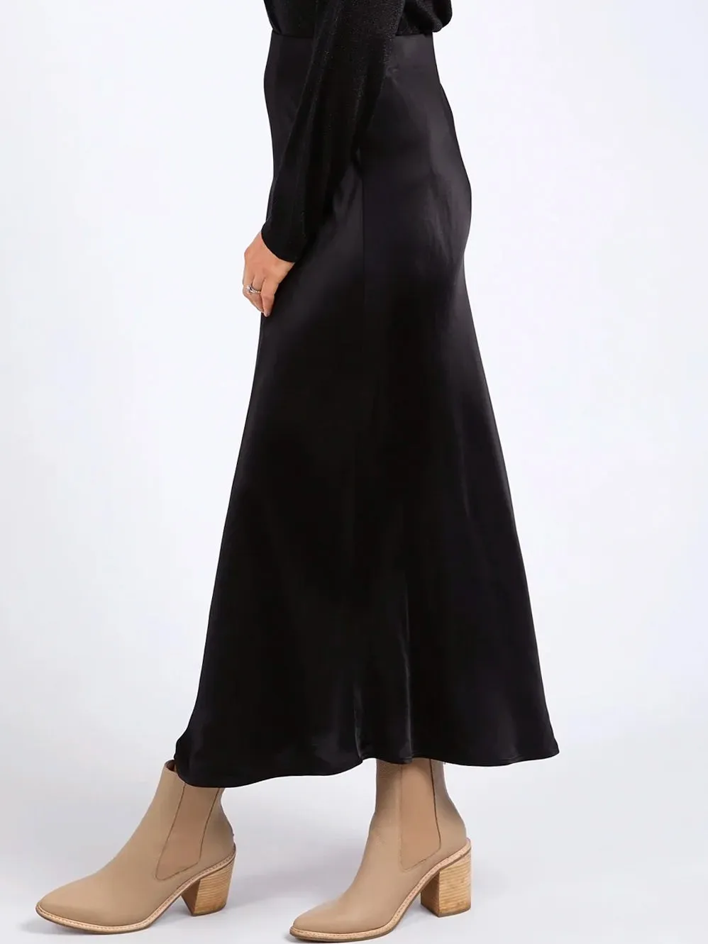 FOXWOOD HUNTLEIGH SKIRT sold by Yeltuor product image thumbnail 2