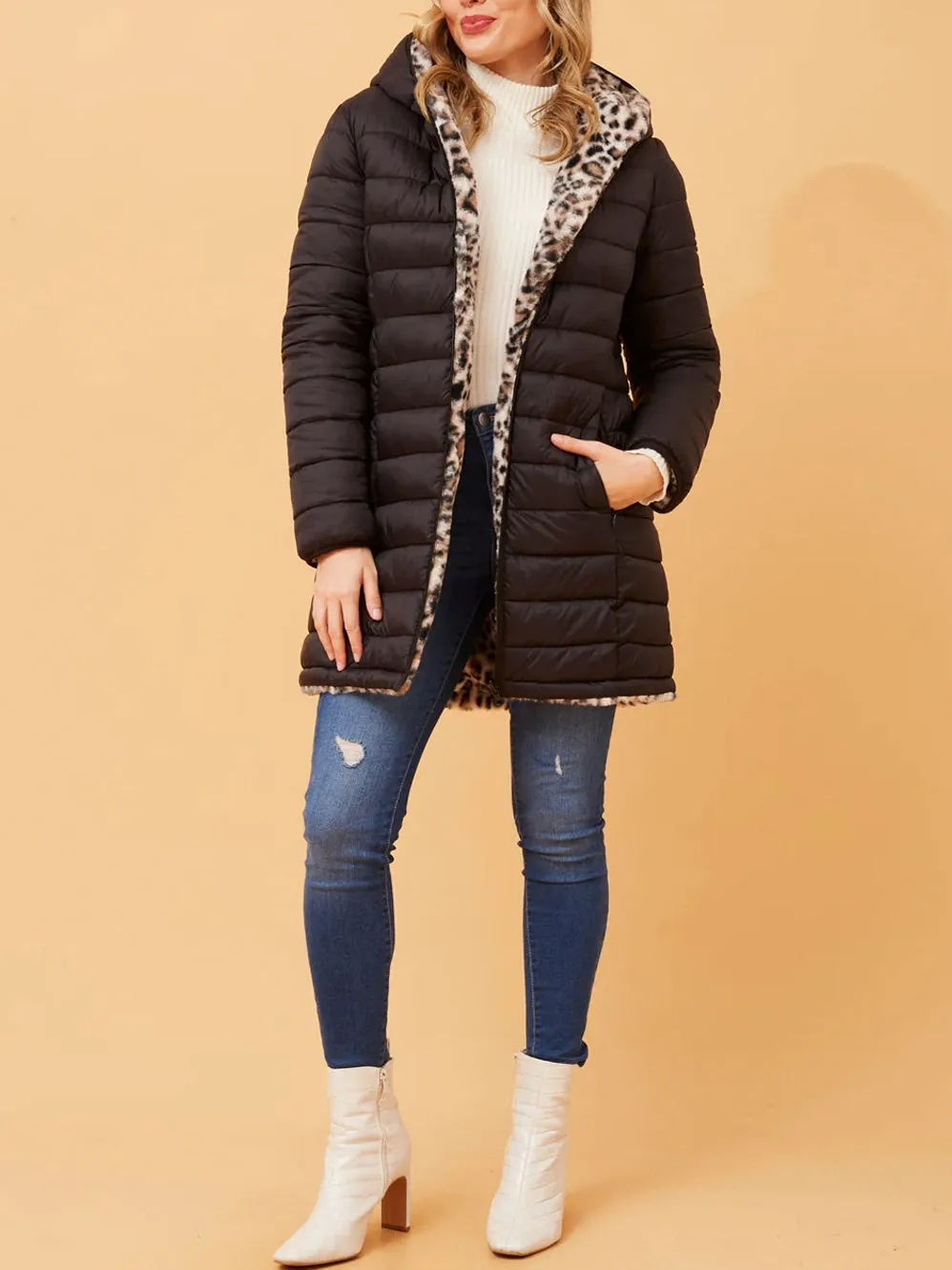 CAROLINE K MORGAN REVERSIBLE PUFFER sold by Yeltuor product image thumbnail 3
