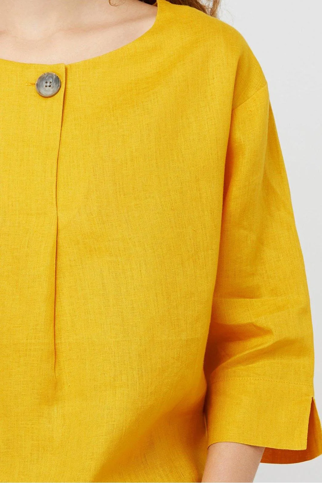 Ex Monsoon Scarlet Linen Top With Button Detail sold by Your Style Outlet product image thumbnail 5