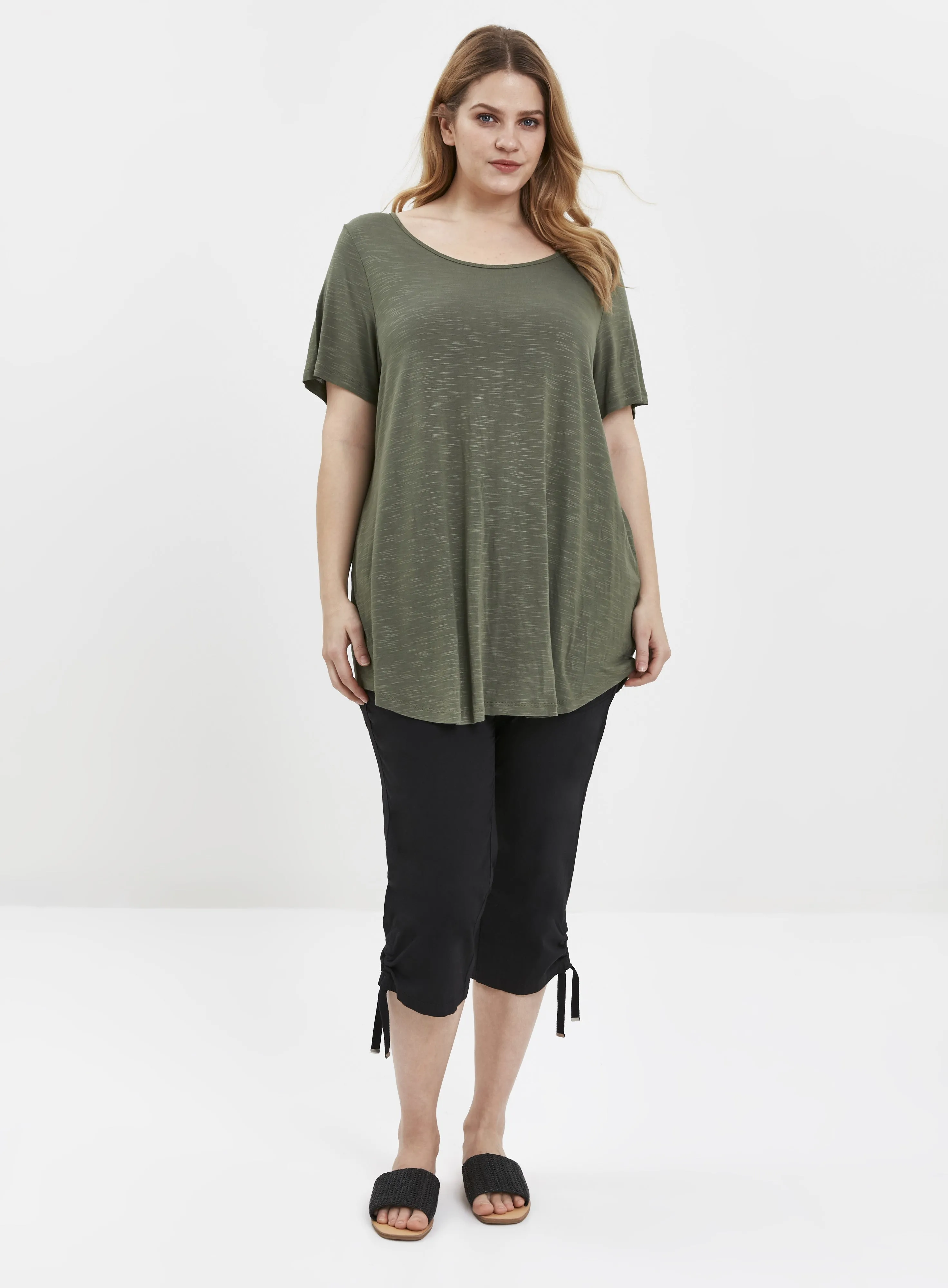 Ex Evans Black / Khaki Cotton Cropped Trousers sold by Your Style Outlet product image thumbnail 5