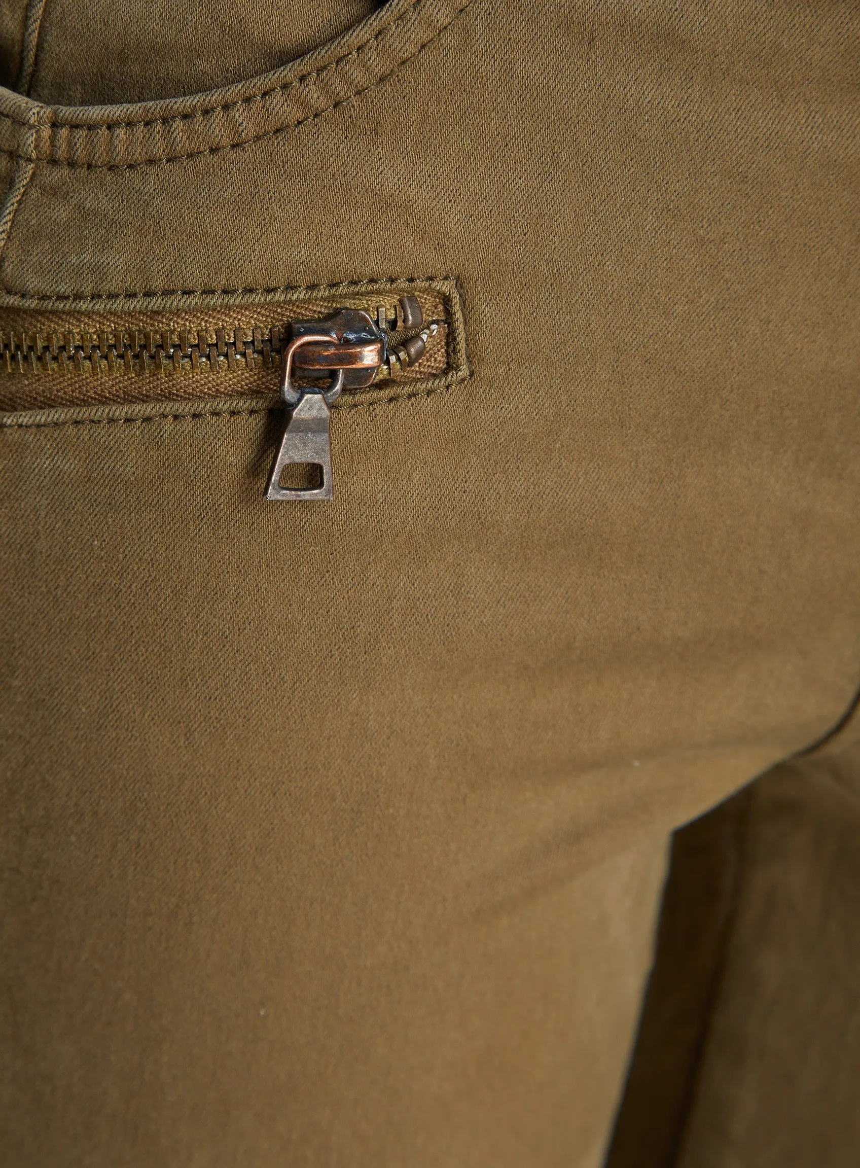 Ex Store Ladies Zip Detail Skinny Jeans Trouser sold by Your Style Outlet product image thumbnail 3