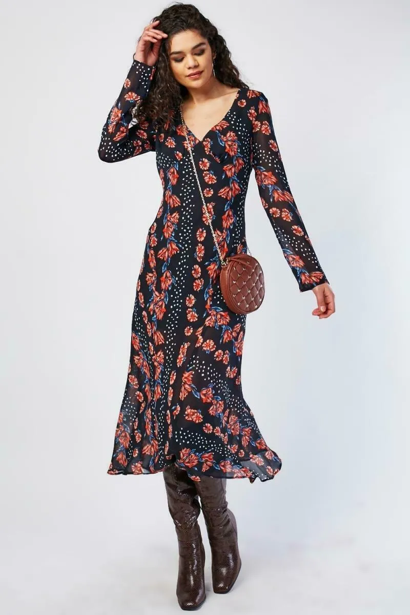 Ex Topshop Black Floral Fit Flare V Neck Long Sleeve Dress sold by Your Style Outlet product image thumbnail 4