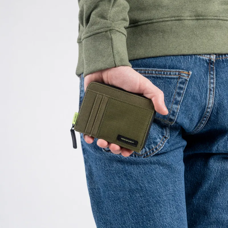 NEEDLE PUNCH COIN POUCH | Parallel
