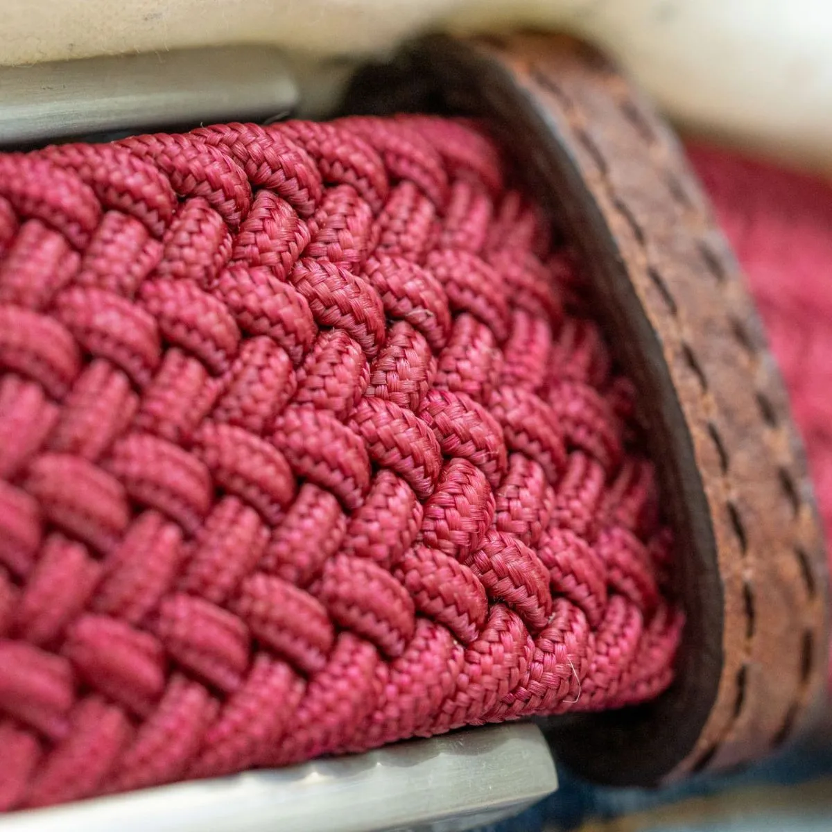 Ceinture tressée élastique unie - Grenat sold by Billybelt product image thumbnail 4