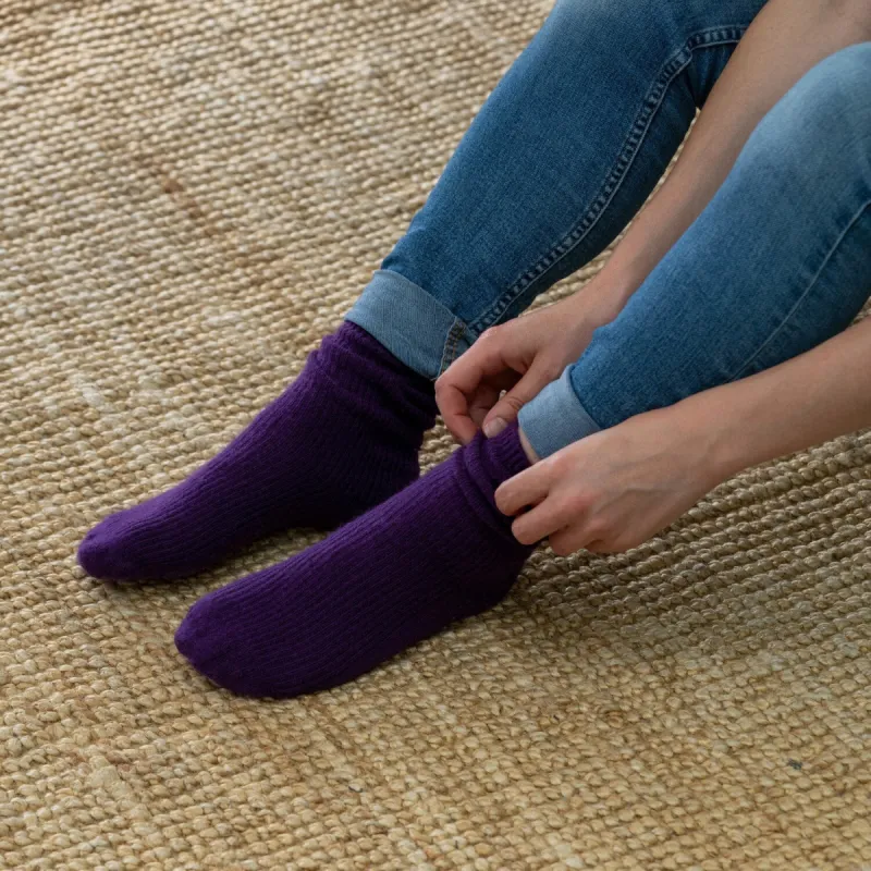 Chaussettes en laine avec angora Violet sold by Billybelt
