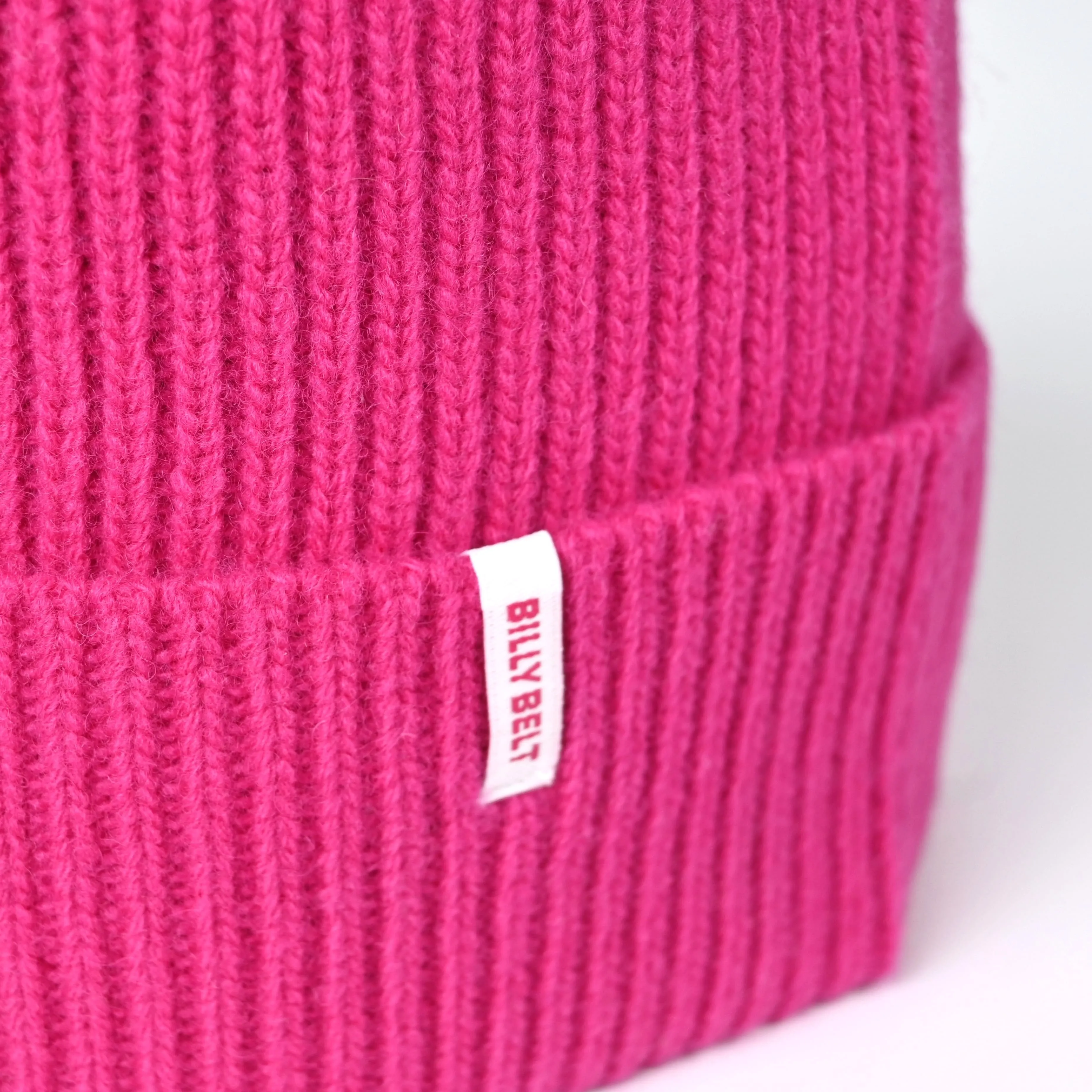 Bonnet en laine d'agneau Rose sold by Billybelt product image thumbnail 3