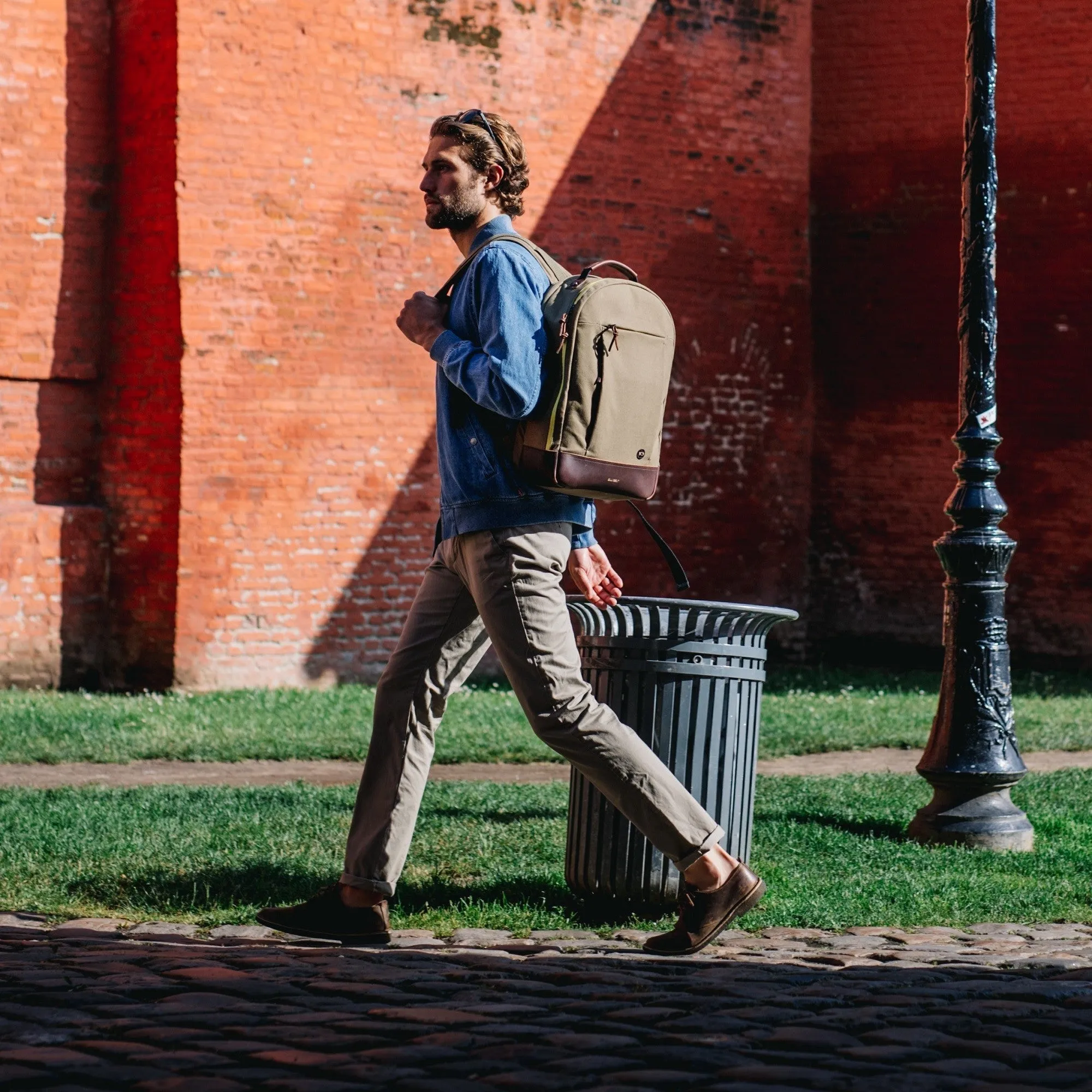 Sac à dos rond en coton déperlant Kaki sold by Billybelt product image thumbnail 2