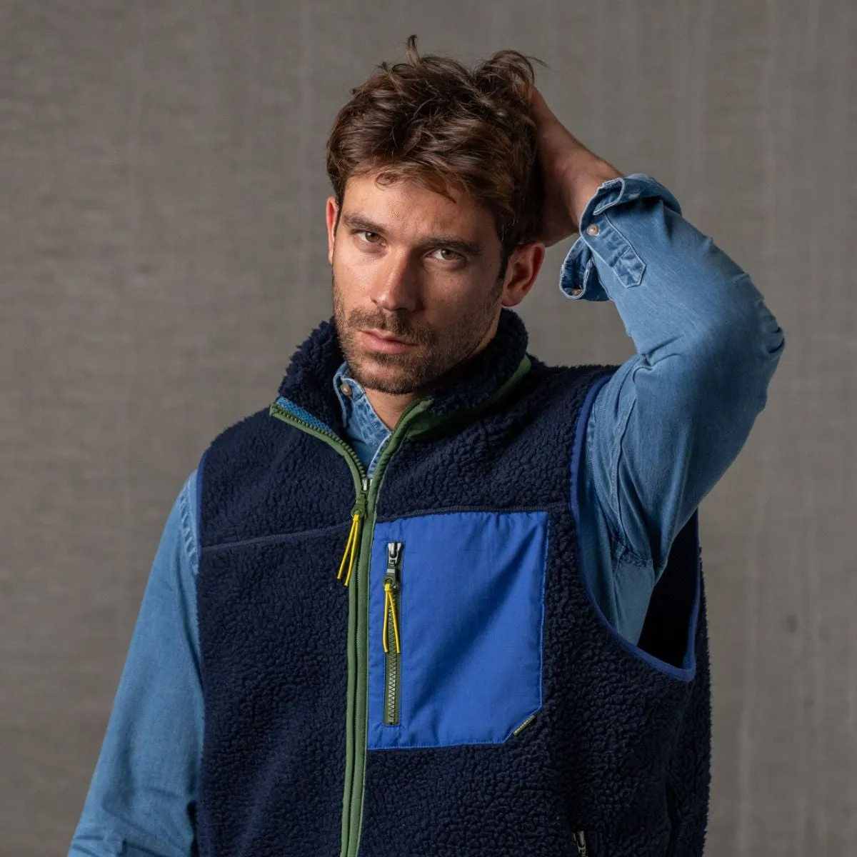 Veste sherpa mixte zippée sans manches Bleu marine sold by Billybelt product image thumbnail 3