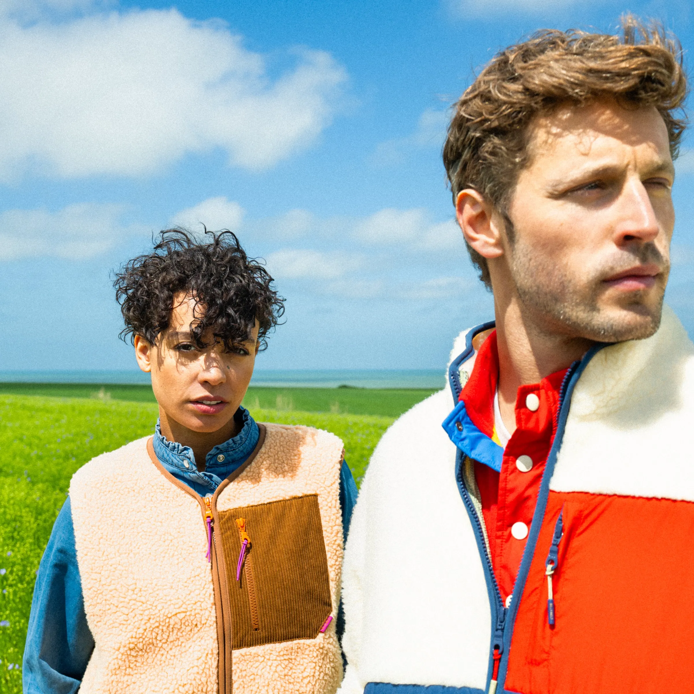 Veste en sherpa femme zippée sans manche - Beige sold by Billybelt