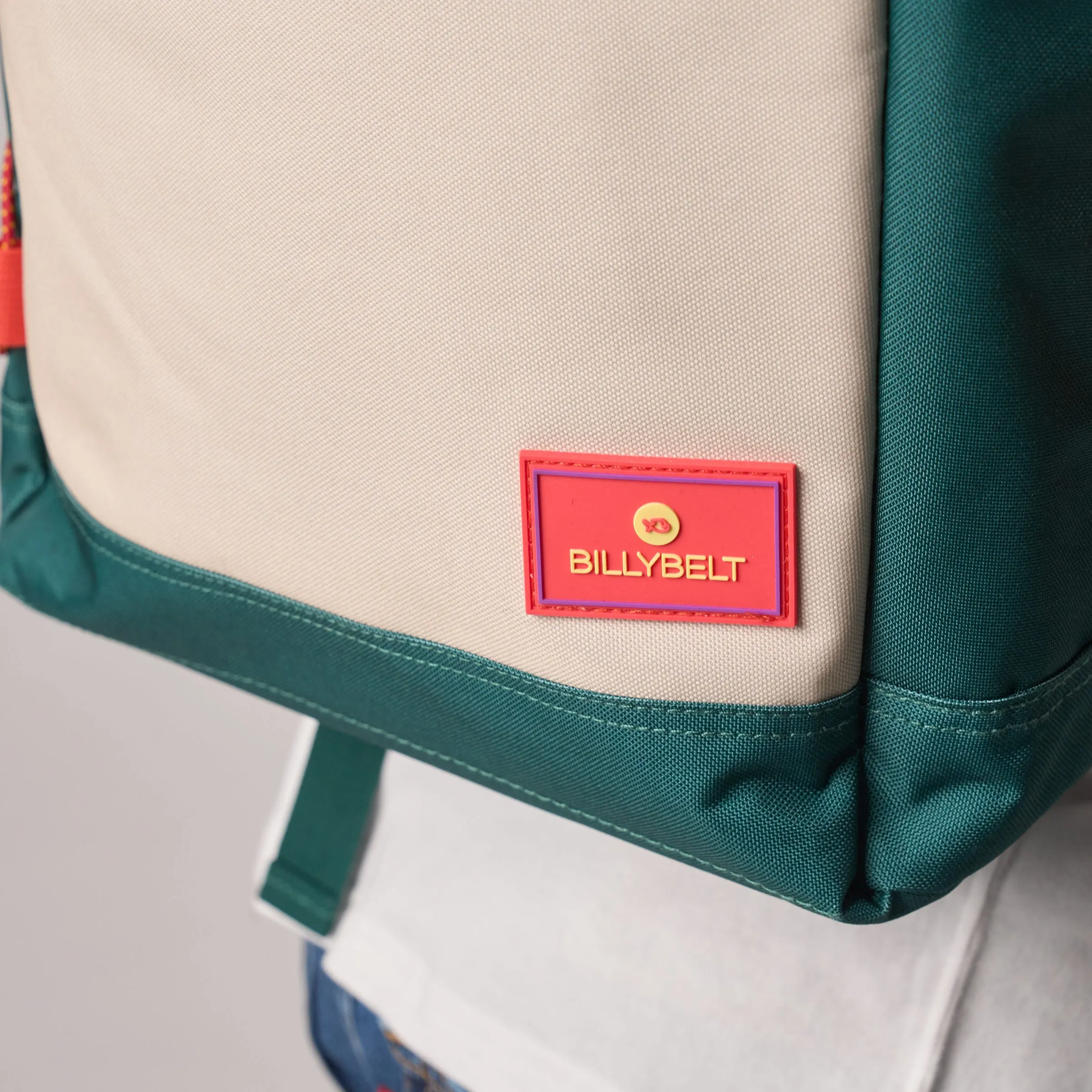 Sac à dos 100% polyester recyclé Roll-top - Vert et ivoire sold by Billybelt product image thumbnail 5