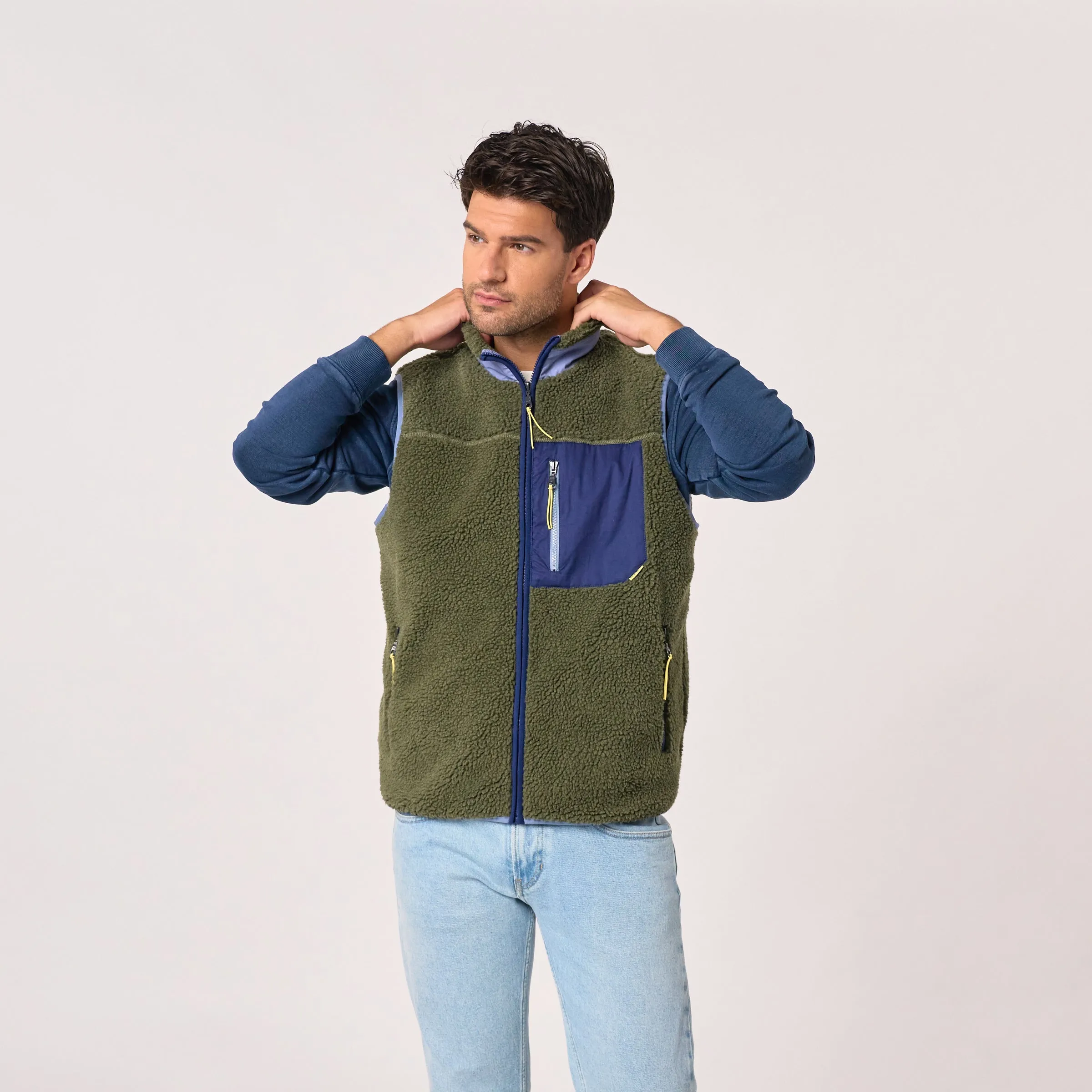 Veste sherpa mixte zippée sans manches - Kaki et marine sold by Billybelt product image thumbnail 3