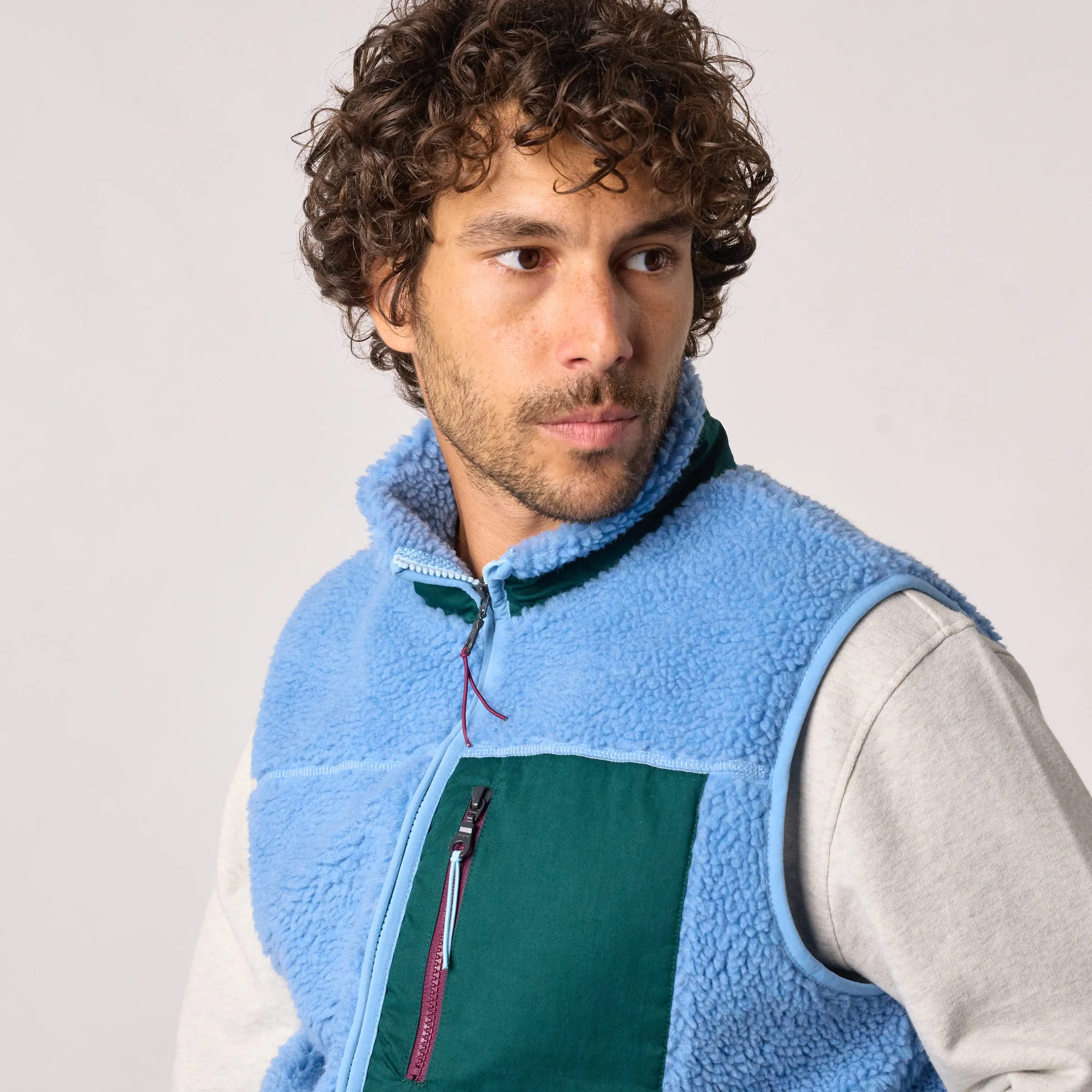 Veste sherpa mixte zippée sans manches - Bleu et vert sold by Billybelt product image thumbnail 4