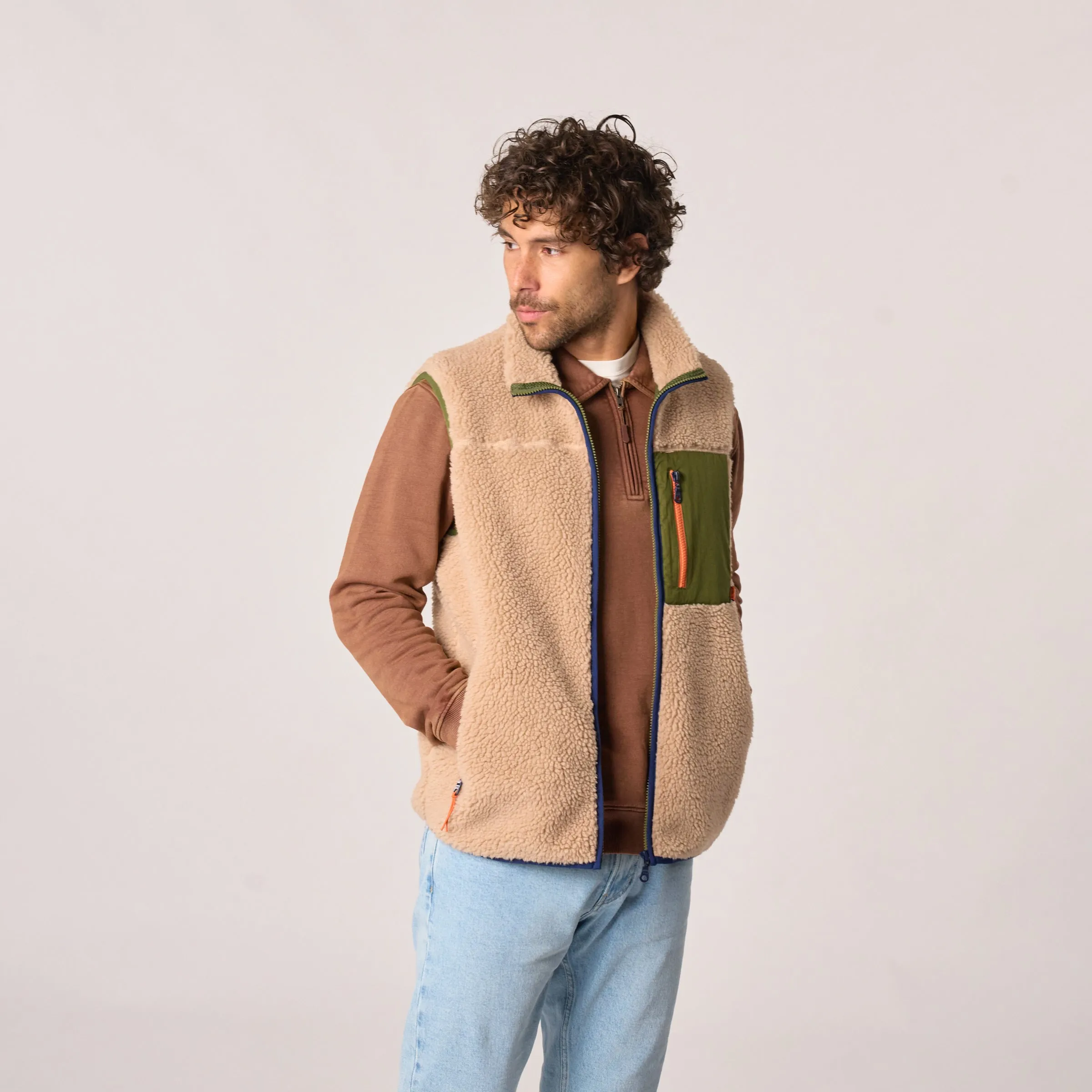 Veste sherpa mixte zippée sans manches - Naturel et kaki sold by Billybelt product image thumbnail 3