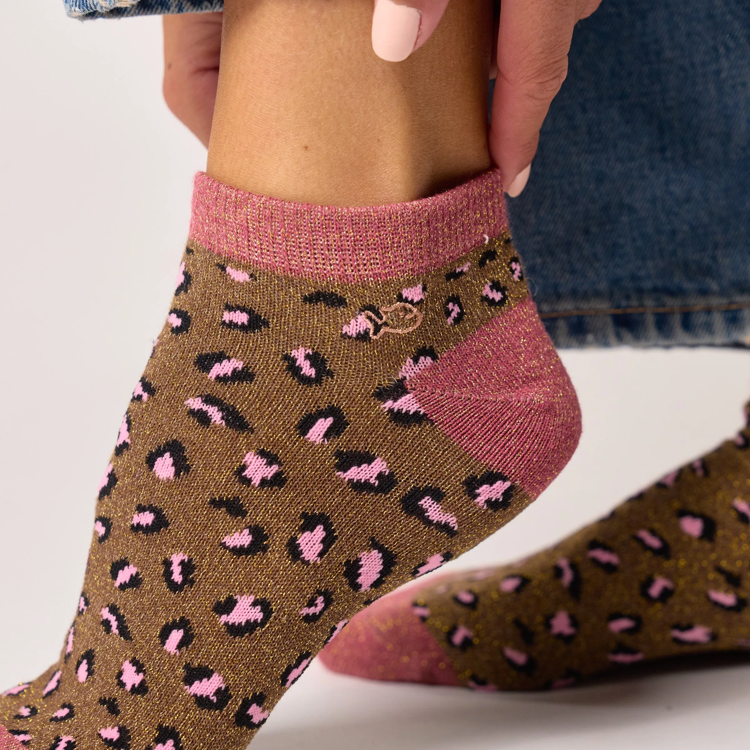 Socquettes pailletées en coton peigné léopard - Marron et rose sold by Billybelt product image thumbnail 3