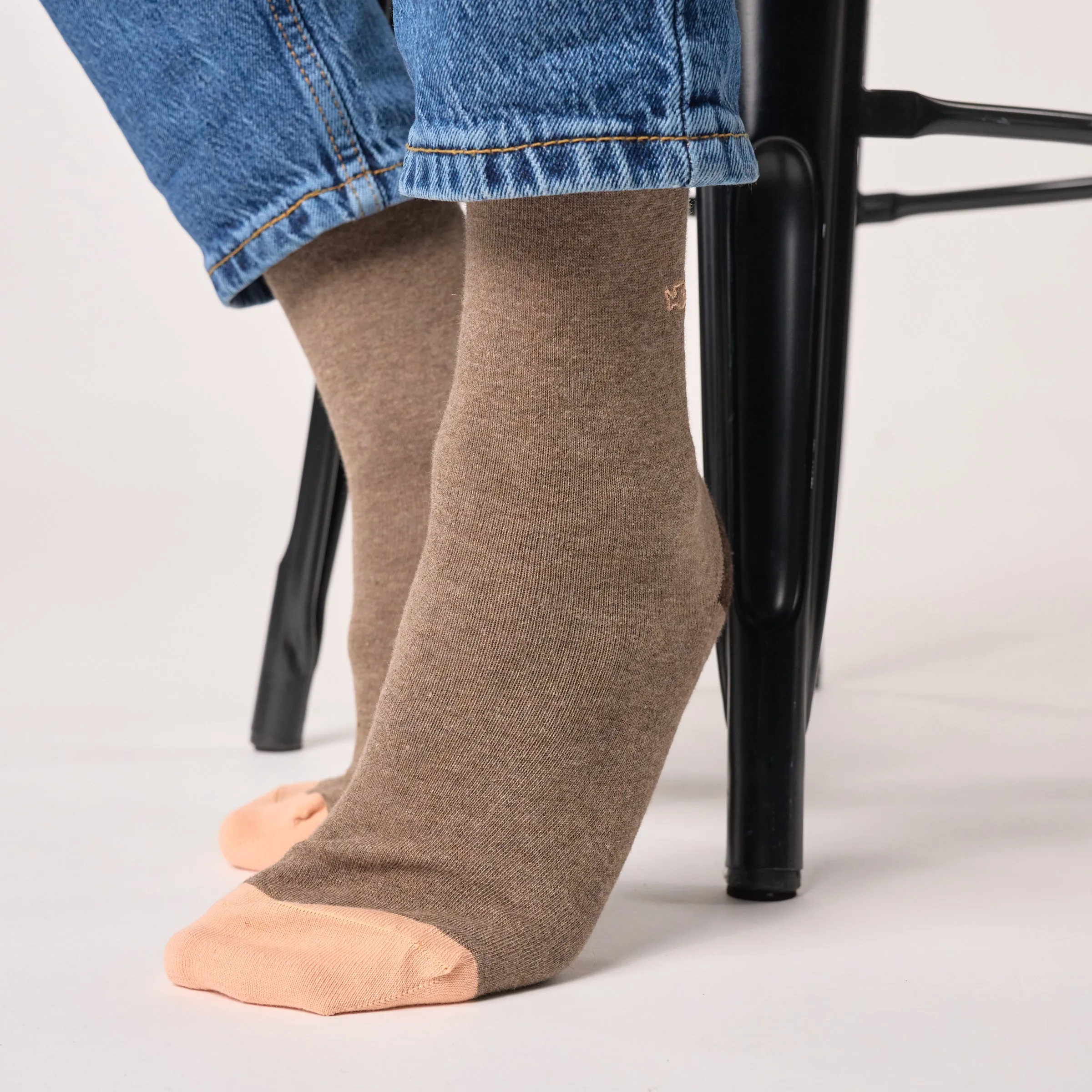 Chaussettes en coton peigné unies - Marron chiné sold by Billybelt product image thumbnail 3