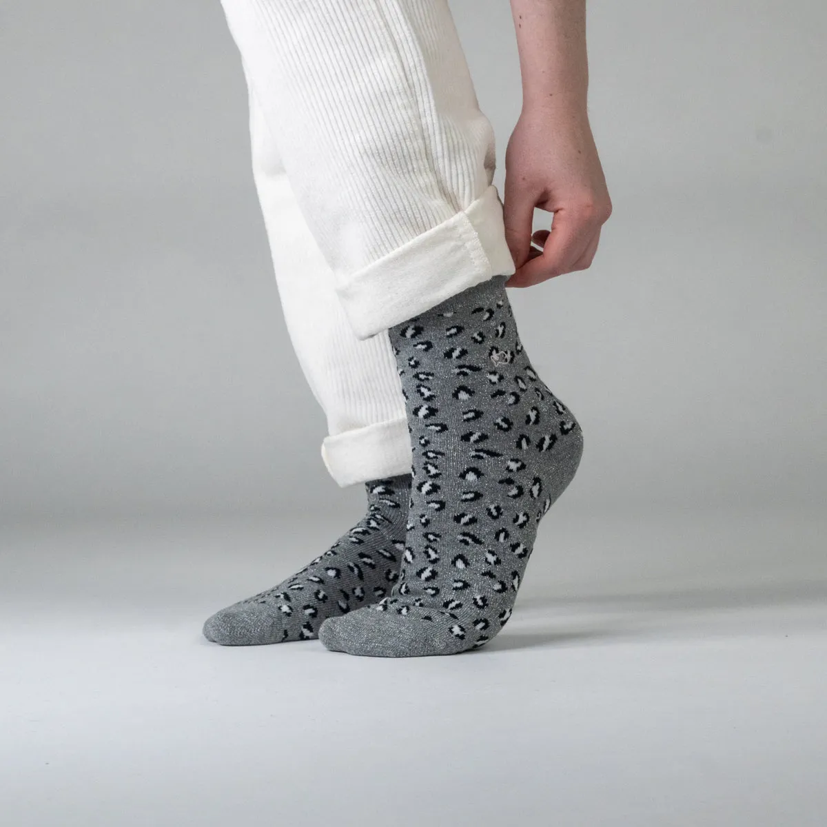 Chaussettes pailletées en coton peigné léopard - Gris sold by Billybelt