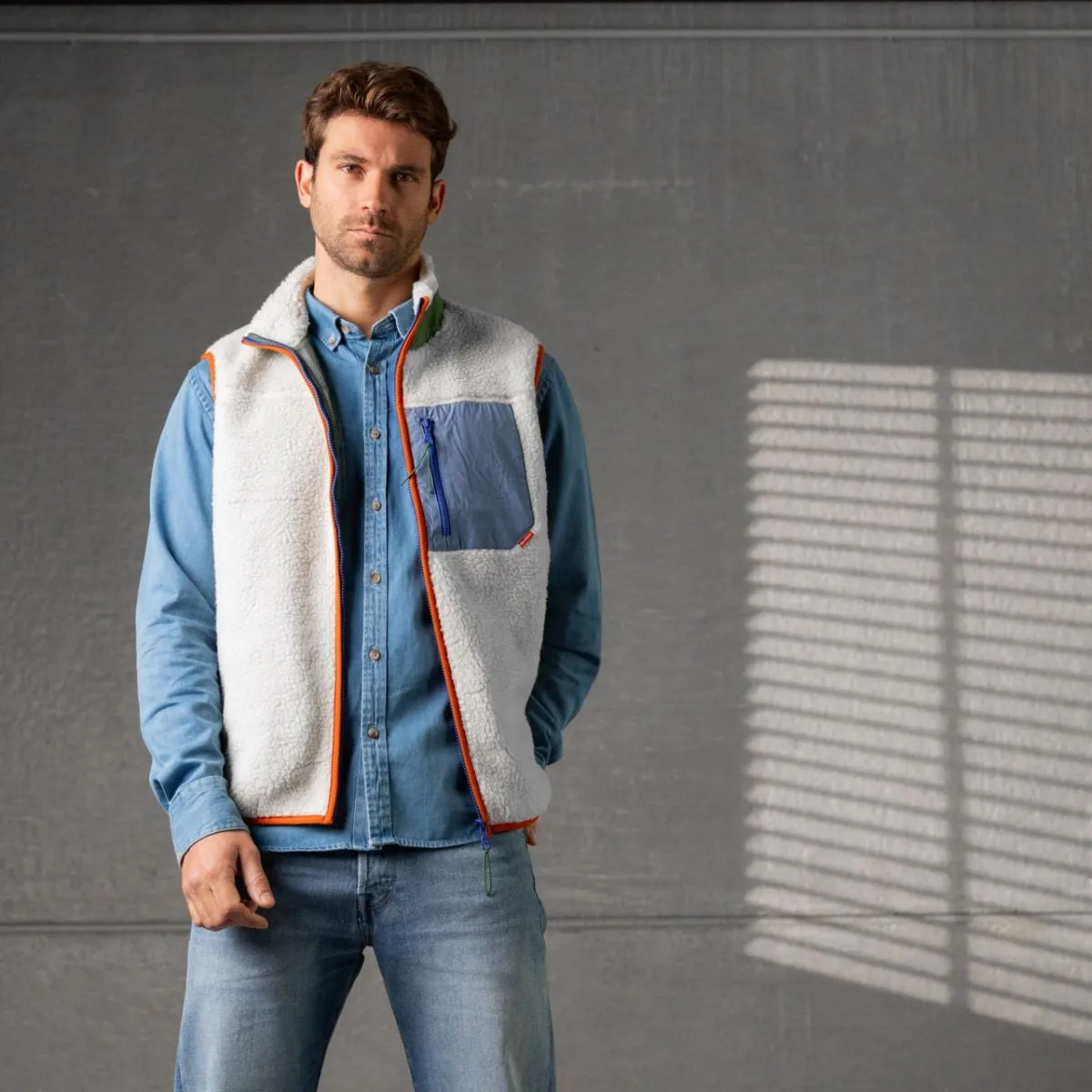 Sherpa mixte zippée sans manches Ivoire sold by Billybelt product image thumbnail 4