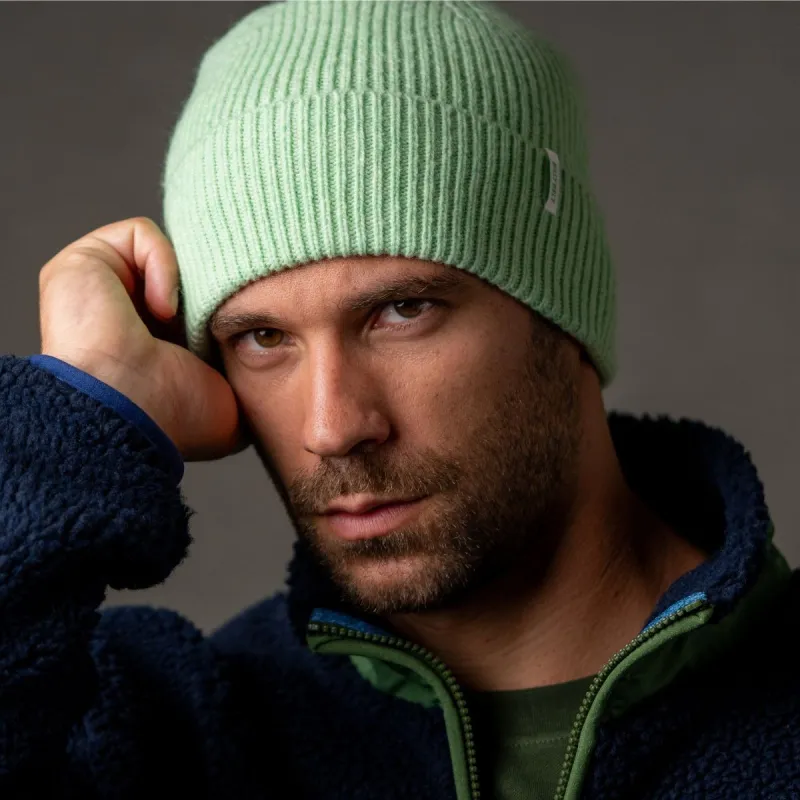 Bonnet en laine d'agneau Vert clair sold by Billybelt