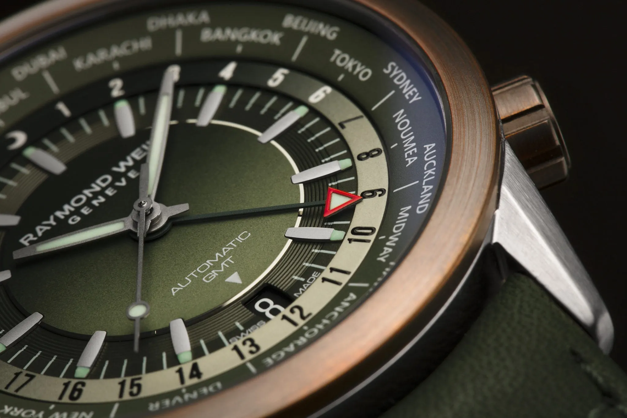 Raymond Weil Freelancer GMT Worldtimer Green sold by Jura Watches product image thumbnail 4