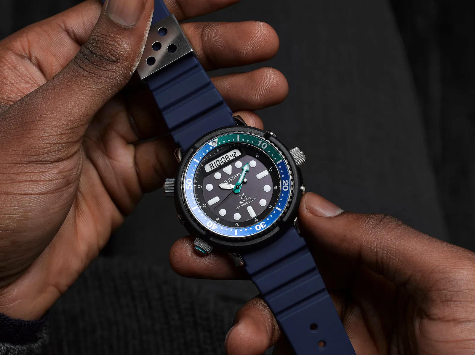 Seiko Prospex Tuna Tropical Lagoon Hybrid Divers Special Edition sold by Jura Watches product image thumbnail 4