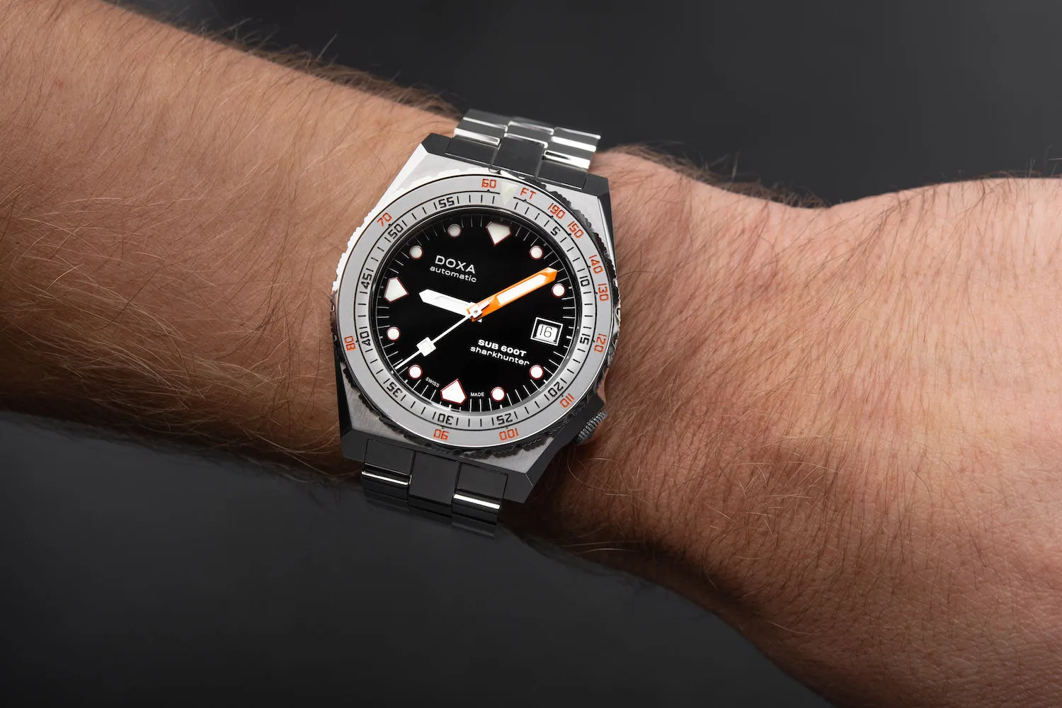 Doxa SUB 600T Sharkhunter Bracelet sold by Jura Watches product image thumbnail 4