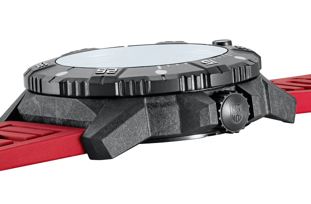 Luminox Sea Master Automatic Carbon Seal 3800 Series Watch sold by Jura Watches product image thumbnail 5