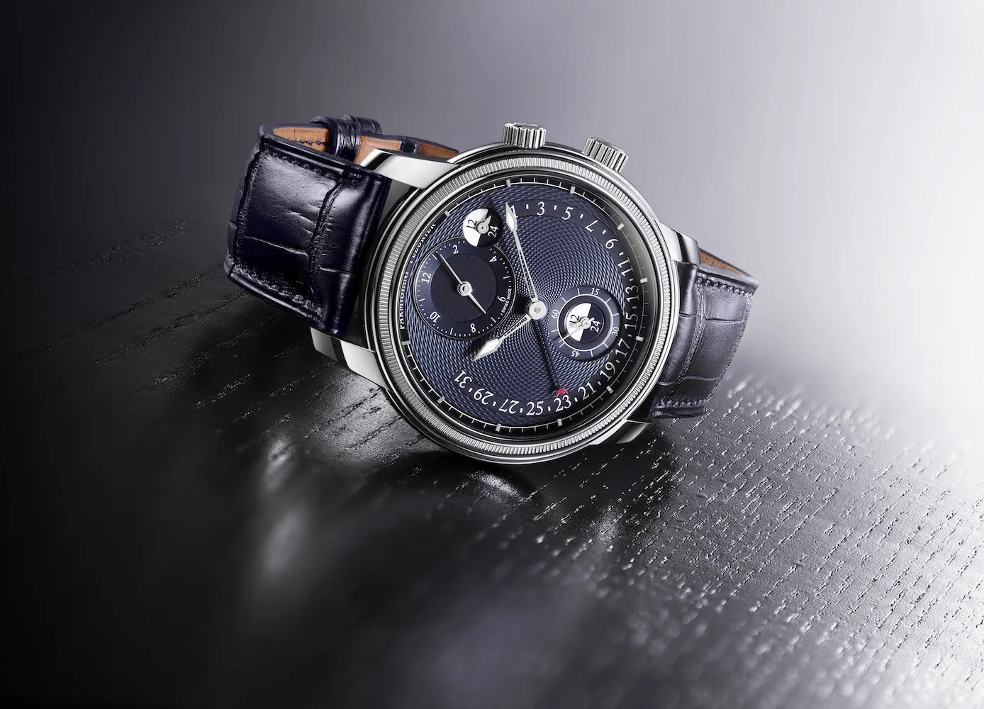 Parmigiani Fleurier Toric Hemispheres Retrograde Steel Blue sold by Jura Watches product image thumbnail 5