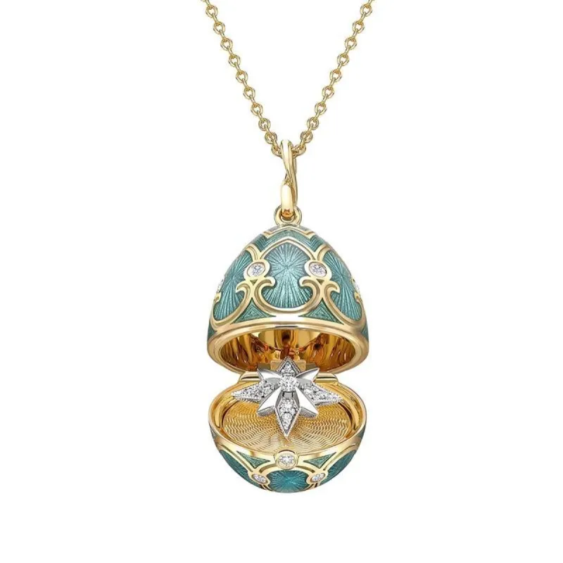 Faberge Palais Tsarskoye Selo Locket with En Tremblant Diamond Star Surprise sold by Jura Watches