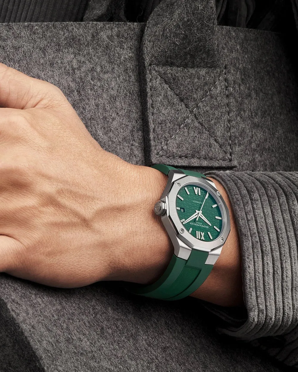 Baume et Mercier Riviera Mens sold by Jura Watches product image thumbnail 4