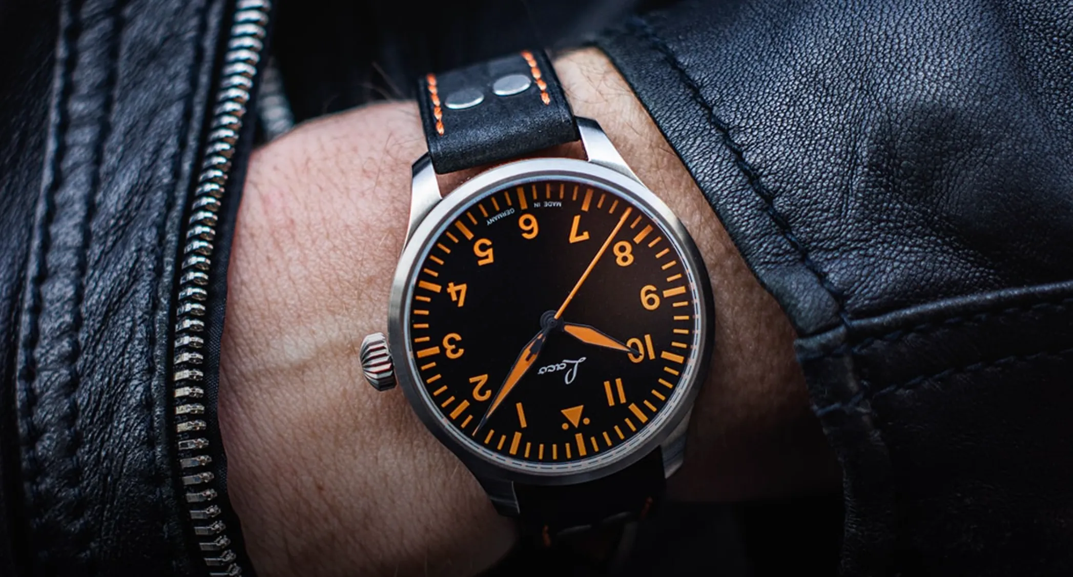 Laco Pilot Basic Neapel 39 sold by Jura Watches product image thumbnail 2